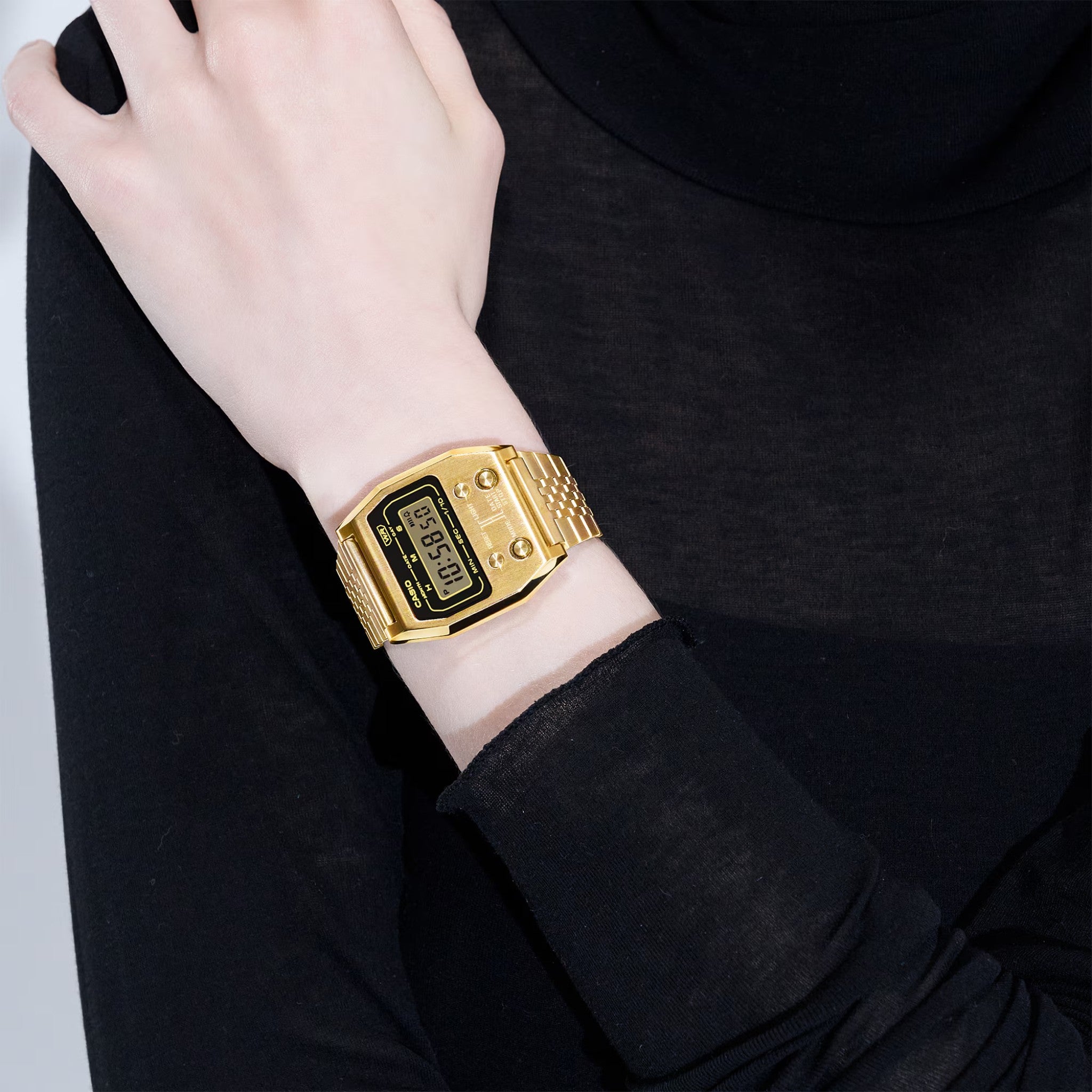 Casio Vintage Unisex Watch A1100G-5 Quartz Digital Gold