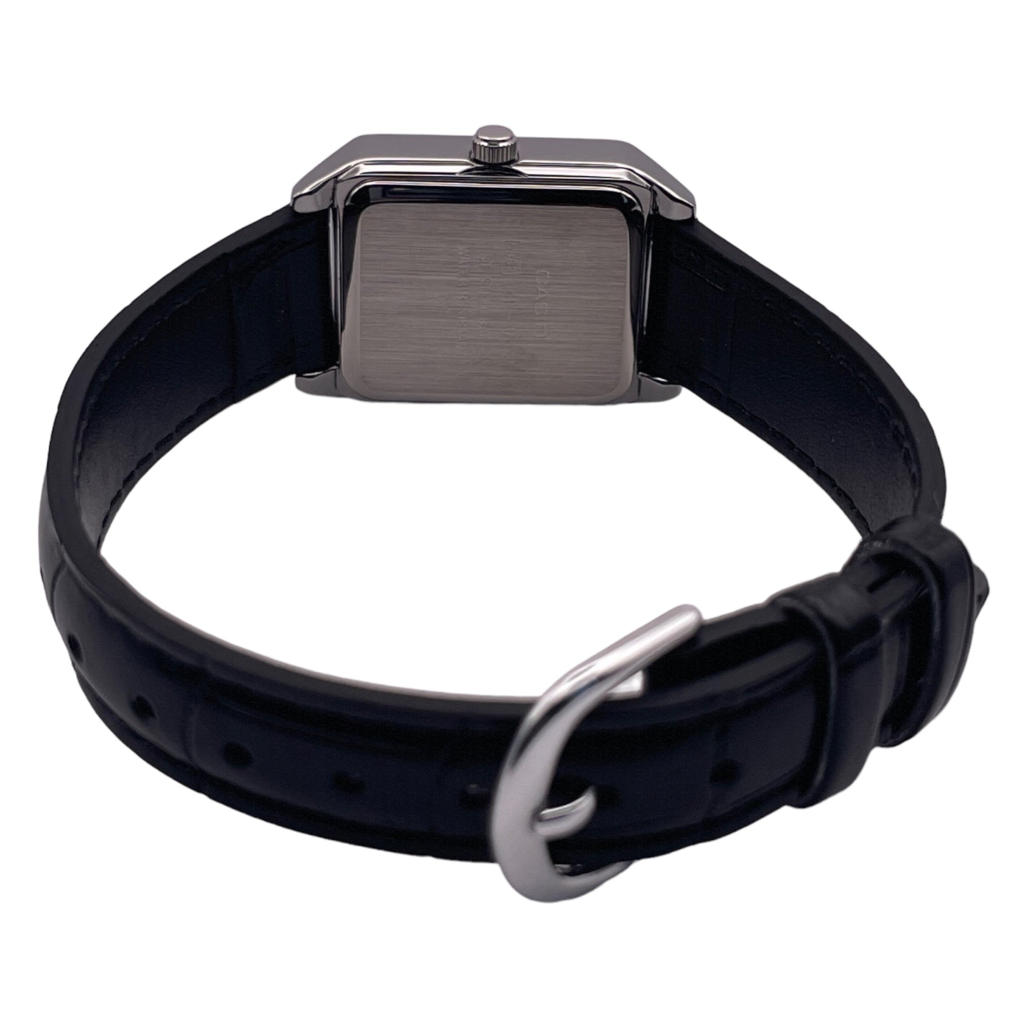 Montre Casio rectangulaire pour femme, chiffres romains et fond argenté, vue de dos