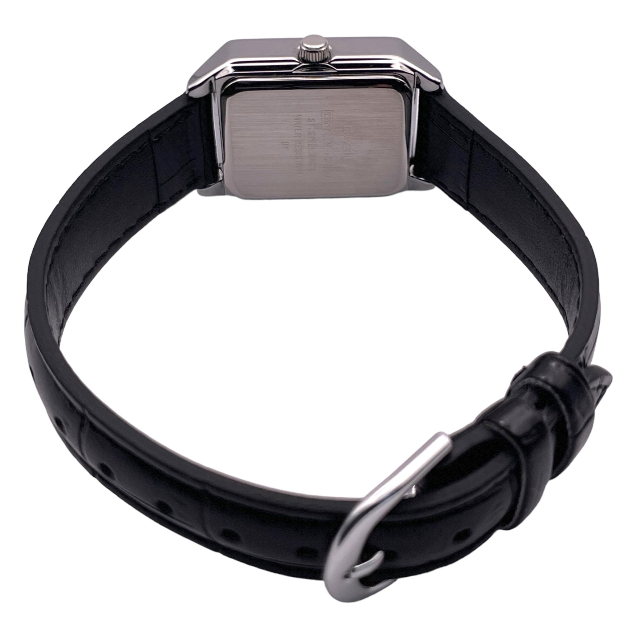 Montre Casio rectangulaire pour femme, cadran argenté et bracelet en cuir noir, vue de dos