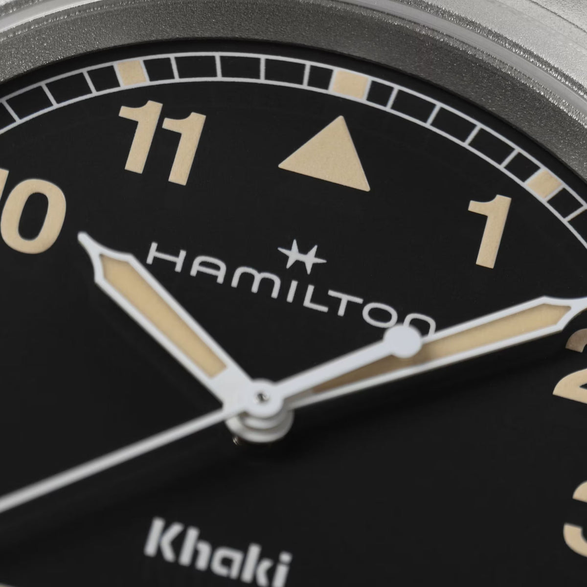 Hamilton Khaki Field Quarz H69401131 Herrenuhr Schwarz
