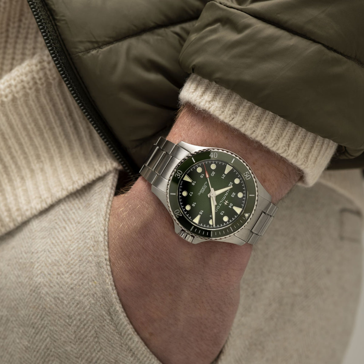 Hamilton Khaki Navy Scuba Automatic H82525160 Herrenuhr Grün