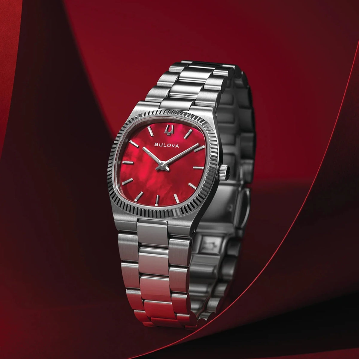 Bulova 96L354 Super Seville 25mm Damen-Armbanduhr Rot