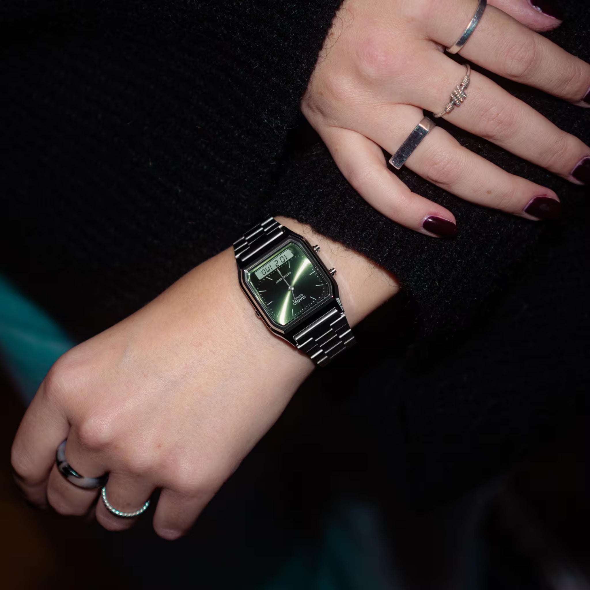 Montre Casio Mixte Vintage AQ-230A-3A Quartz Analogique / Digitale Argent Vert