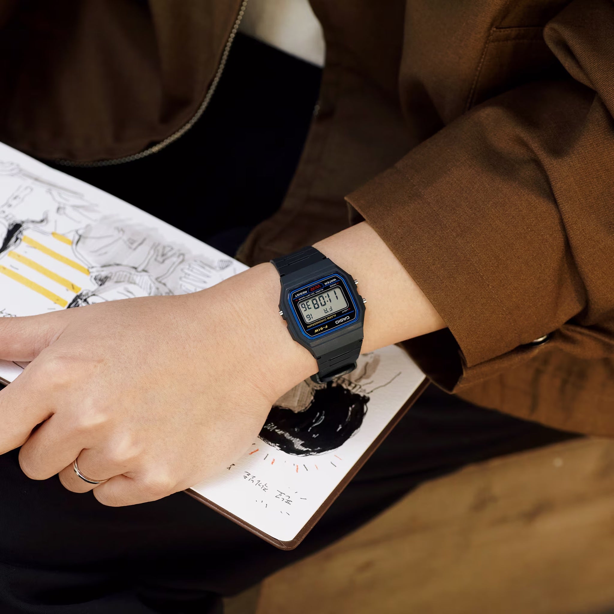 Montre Casio Mixte F-91W-1 Quartz Digitale Noir Bleu