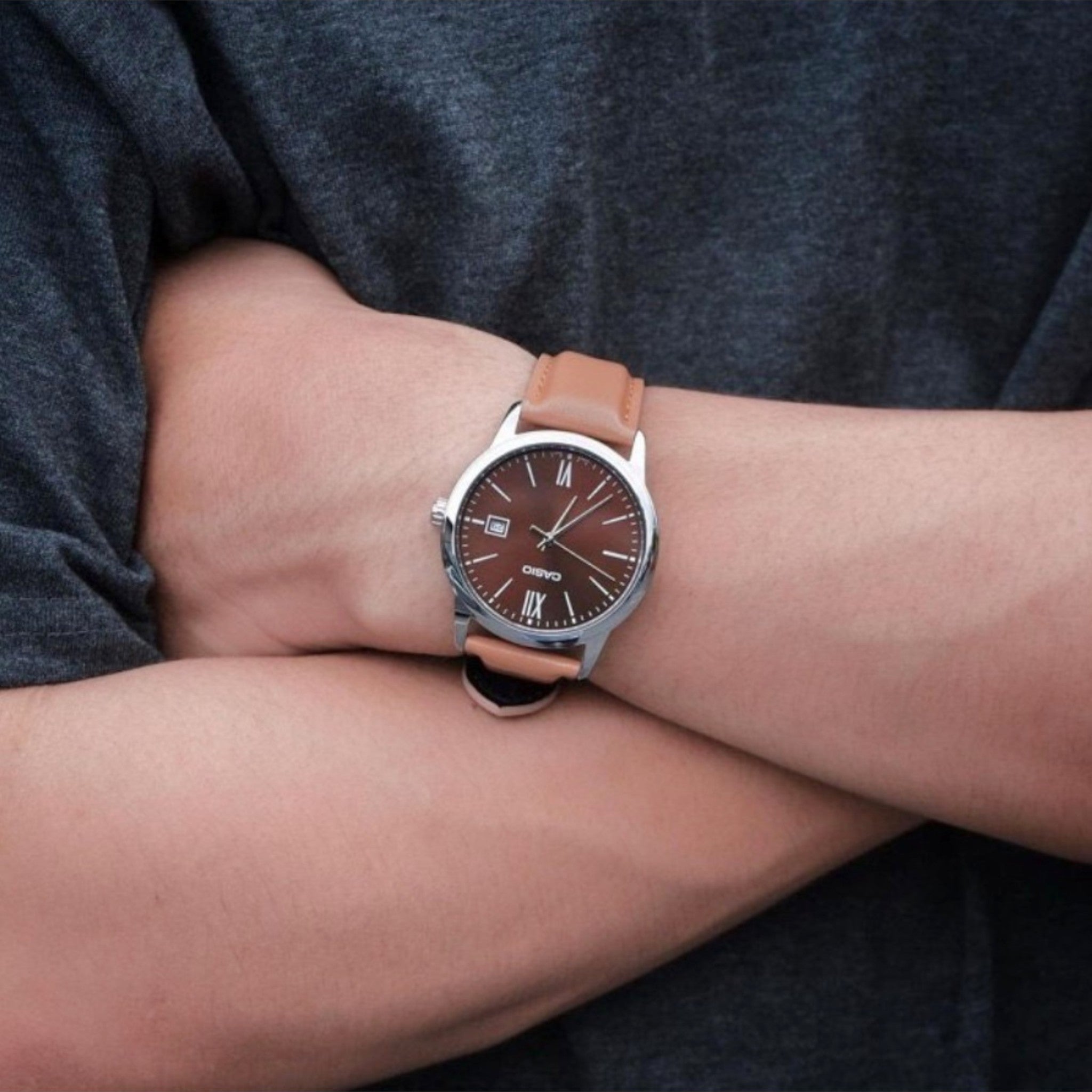 Casio Herrenuhr MTP-V002L-5B3 Braun