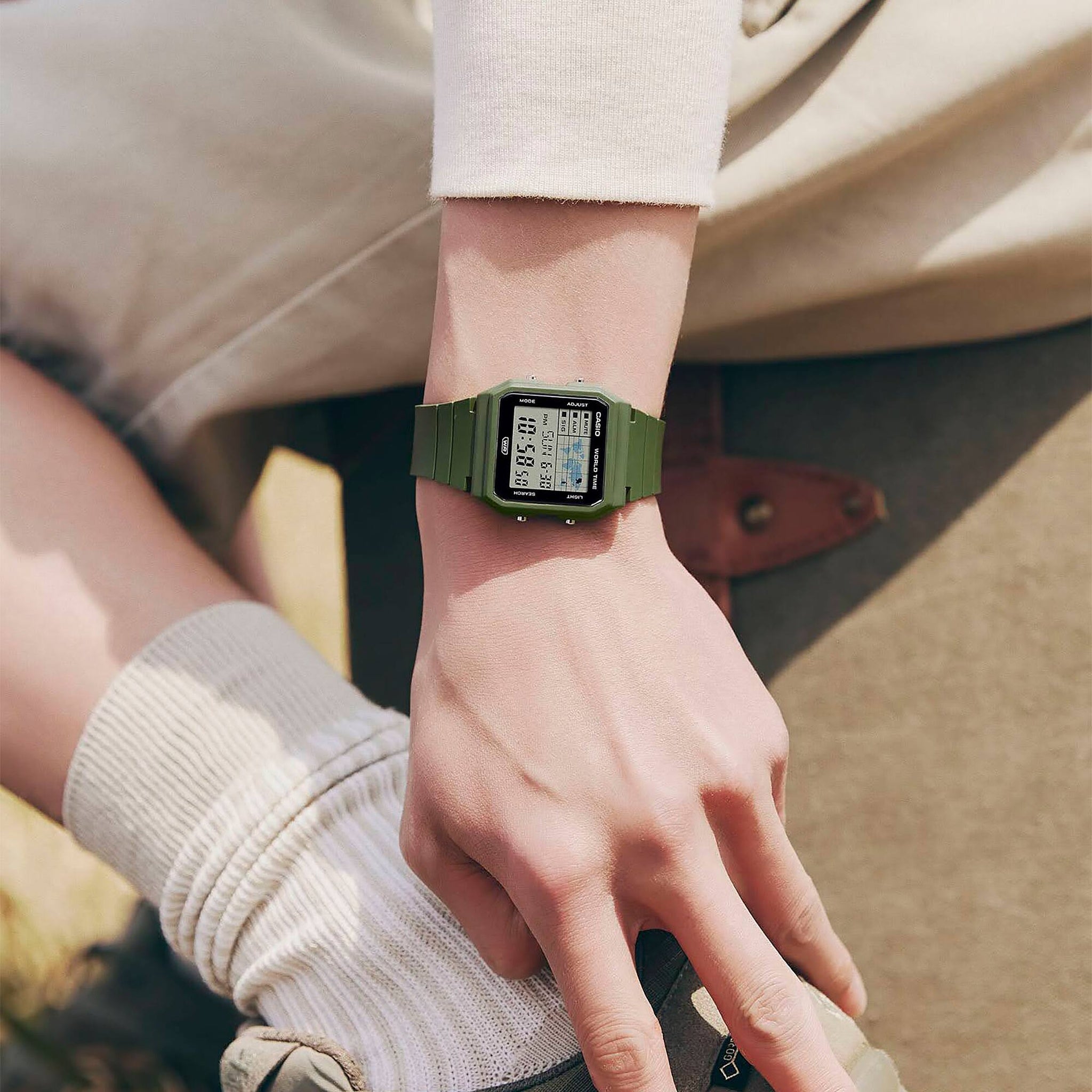 Montre Casio Femme LF-30W-3A Quartz Digitale Vert Noir
