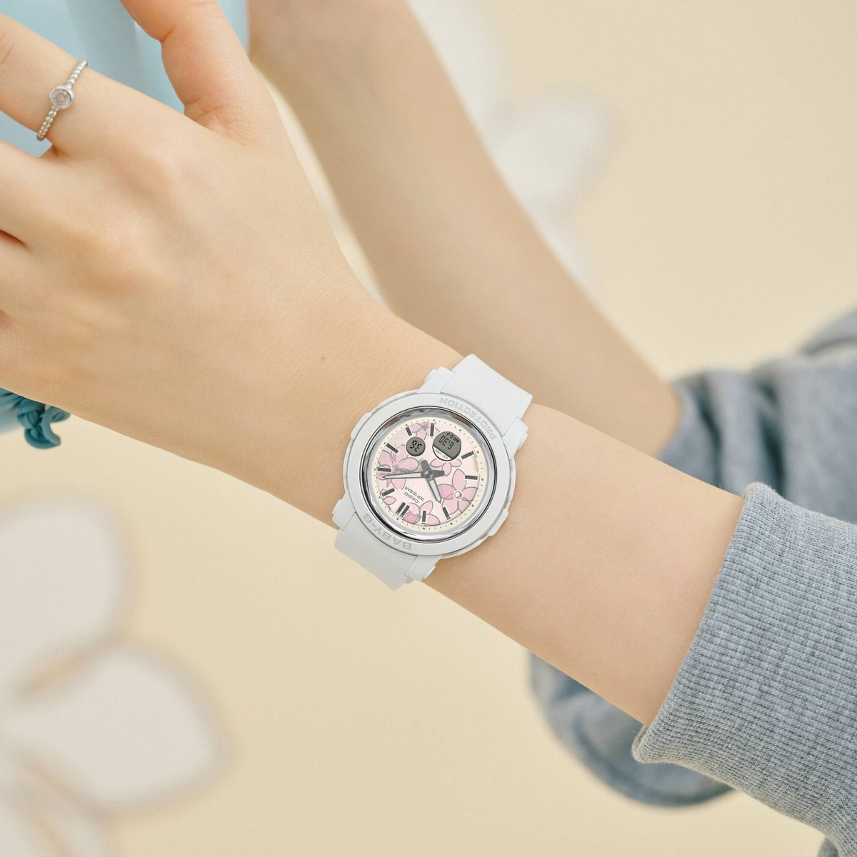 Casio Baby-G BGA-290FL-7A Damenuhr Weiß