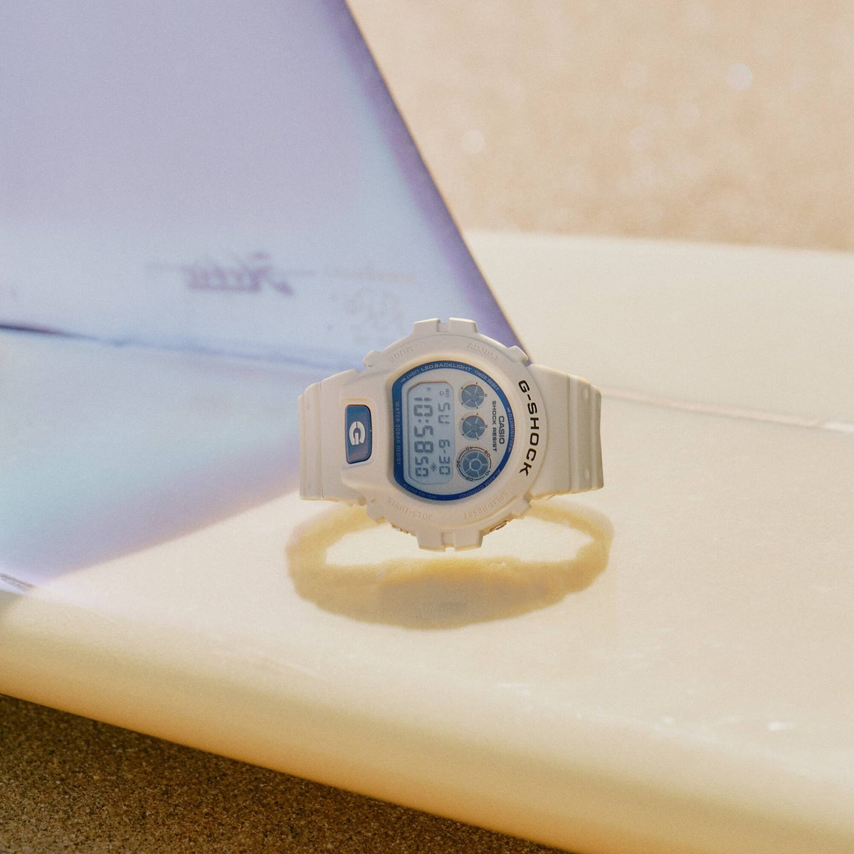 Casio G-Shock DW-6900HDS-7 Herrenuhr Weiß Blau