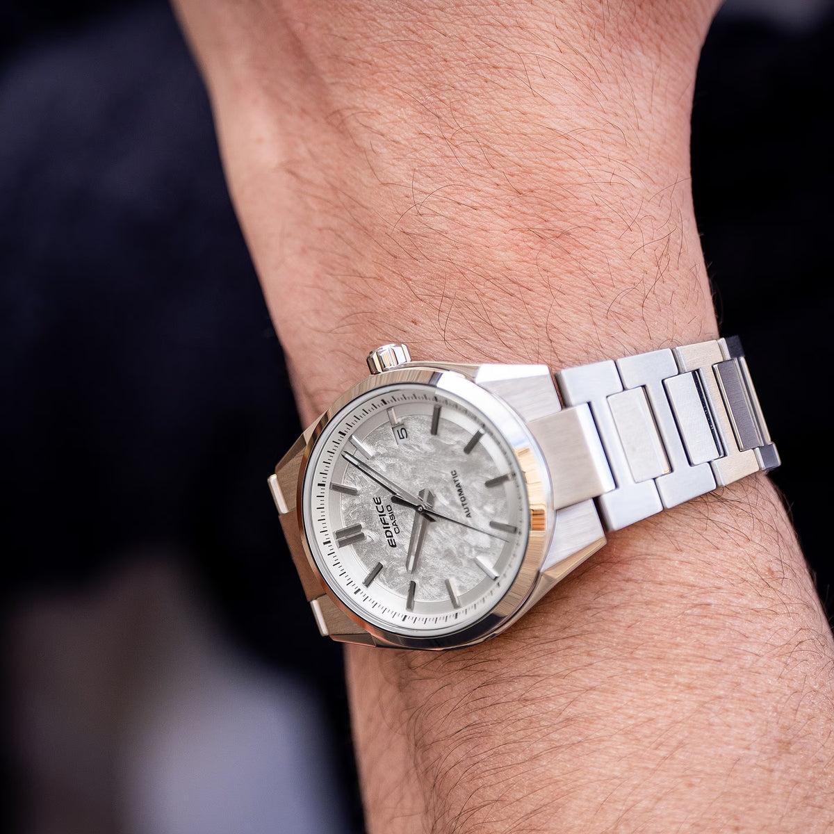 Casio Edifice EFK-110D-7A Automatik-Uhr Silberfarben