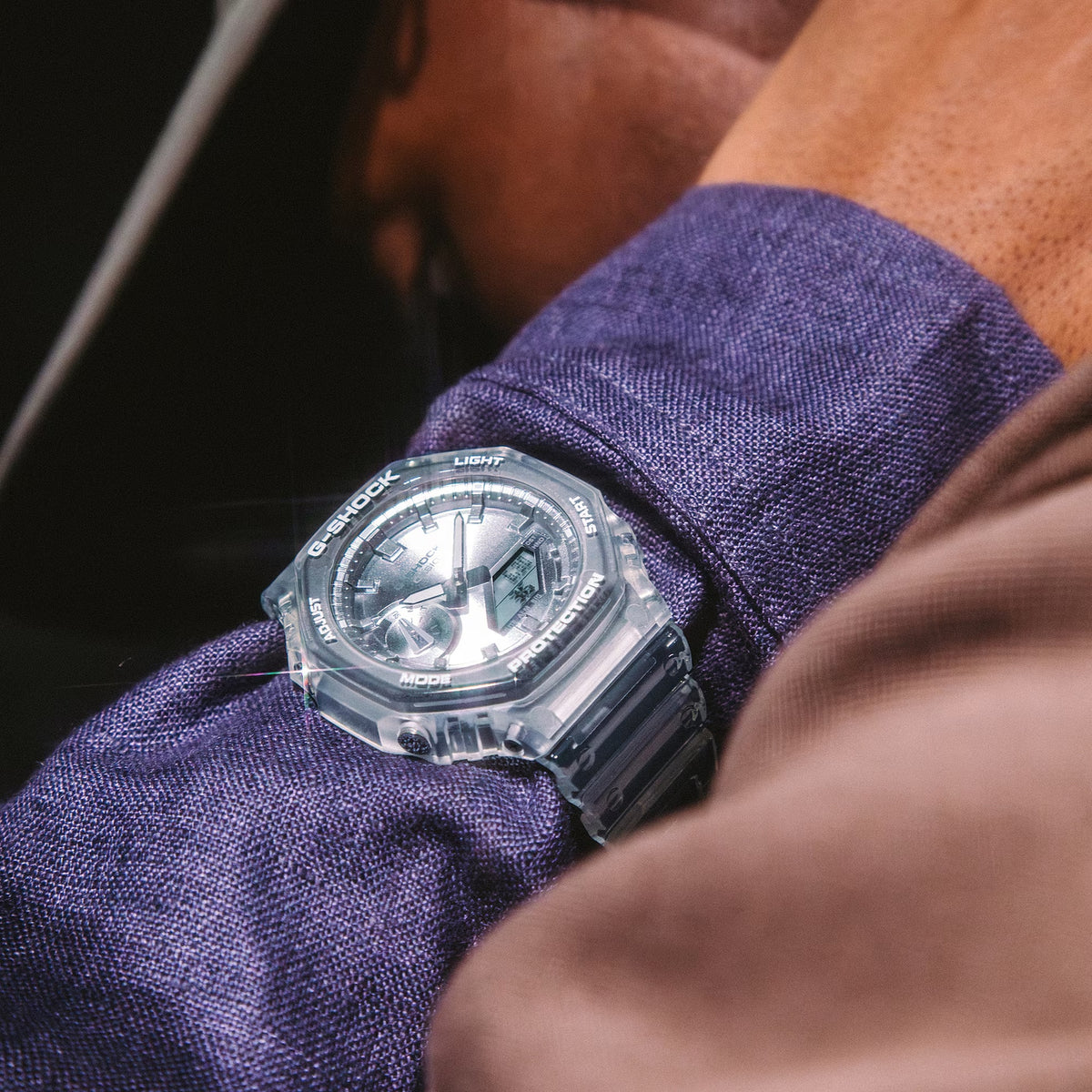 Casio G-Shock GA-2100BM-7A8 Herrenuhr Transparent Silber