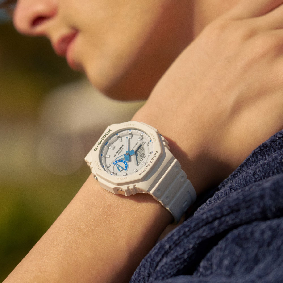 Casio G-Shock GA-2100HDS-7A Men's Watch White Blue