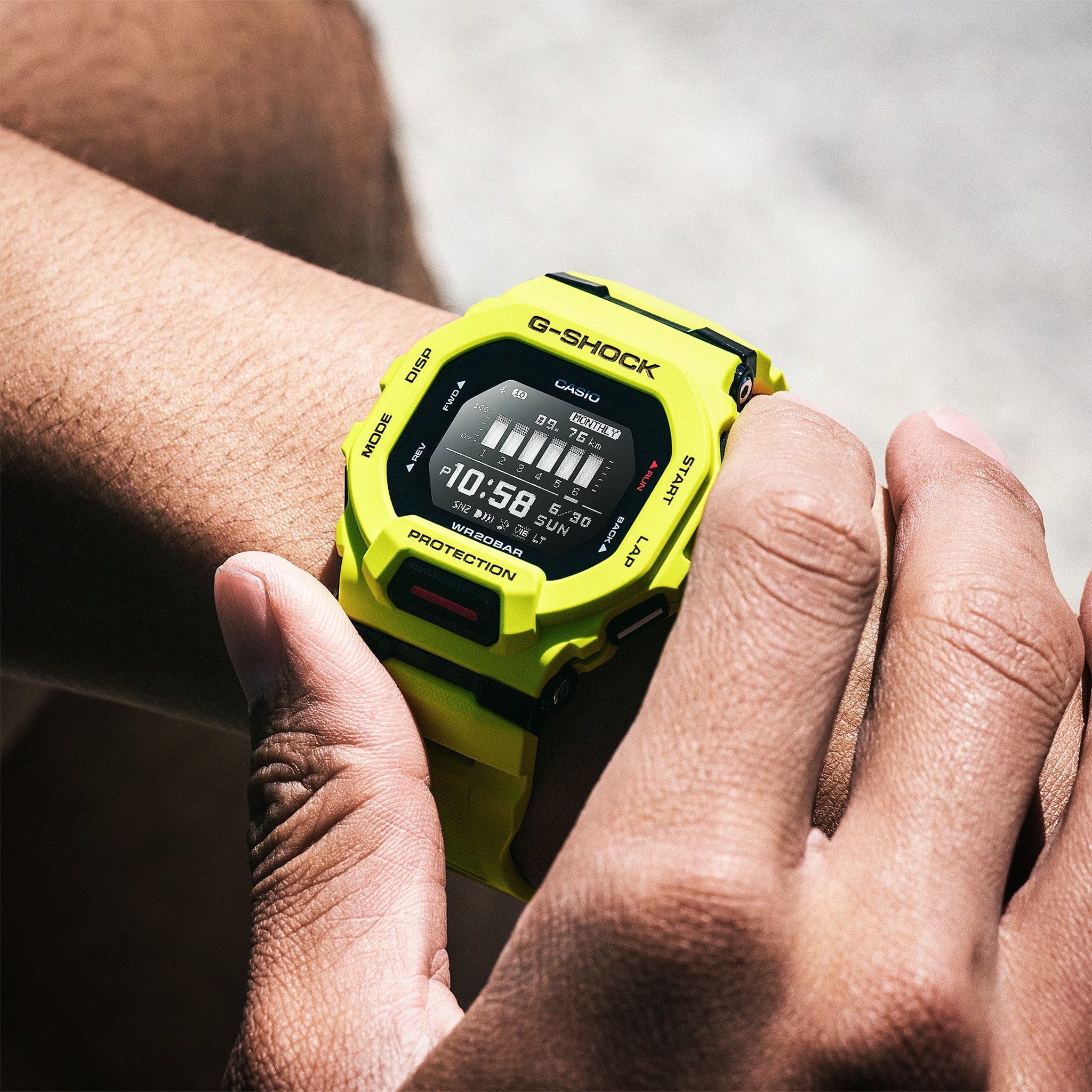 Montre Casio G-Shock GBD-200-9 Homme Jaune