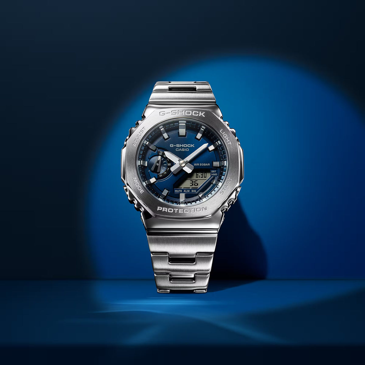 Casio G-Shock GM-2110D-2B Herrenuhr Silber Blau