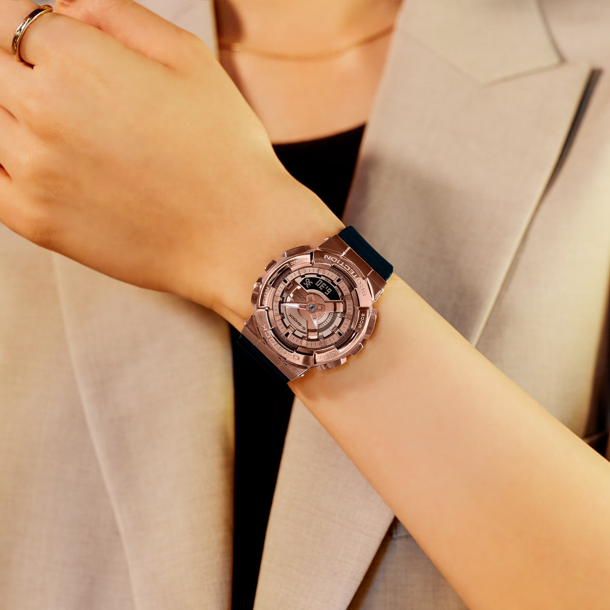 Casio G-Shock GM-S110PG-1A Damenuhr Roségold Schwarz