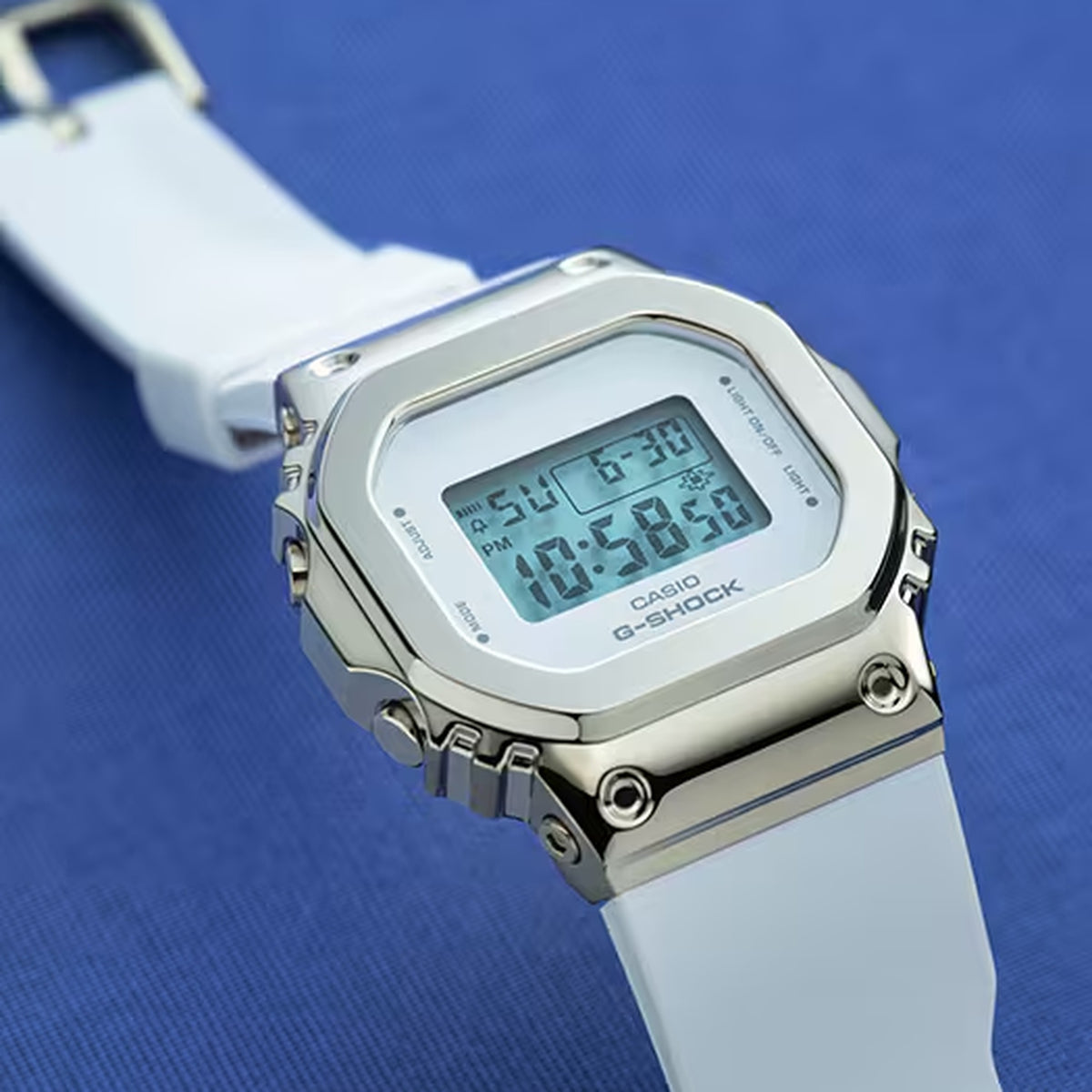 Casio G-Shock GM-S5600G-7 Damenuhr Weiß