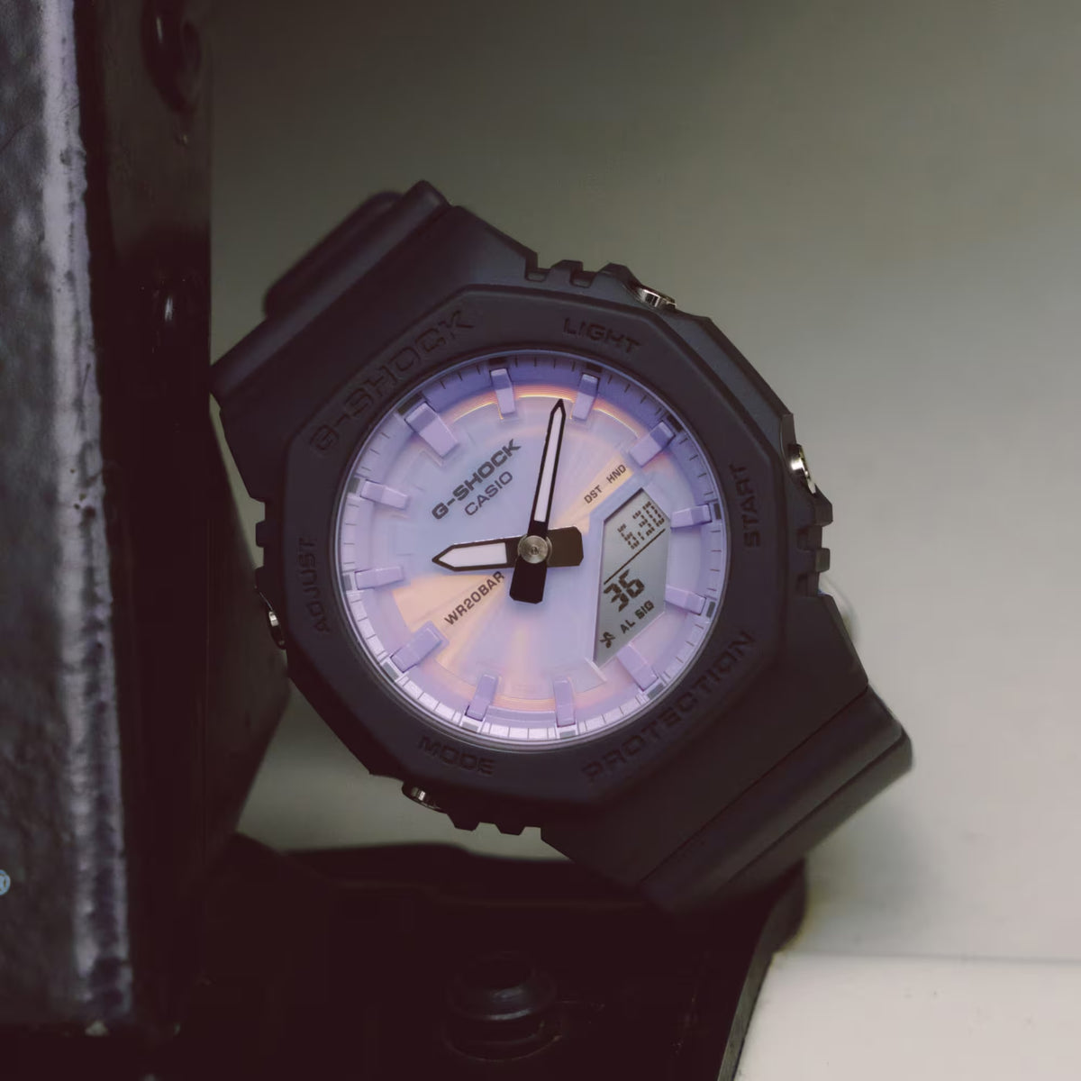 Casio G-Shock Uhr GMA-P2100PC-1A Damen Schwarz Violett