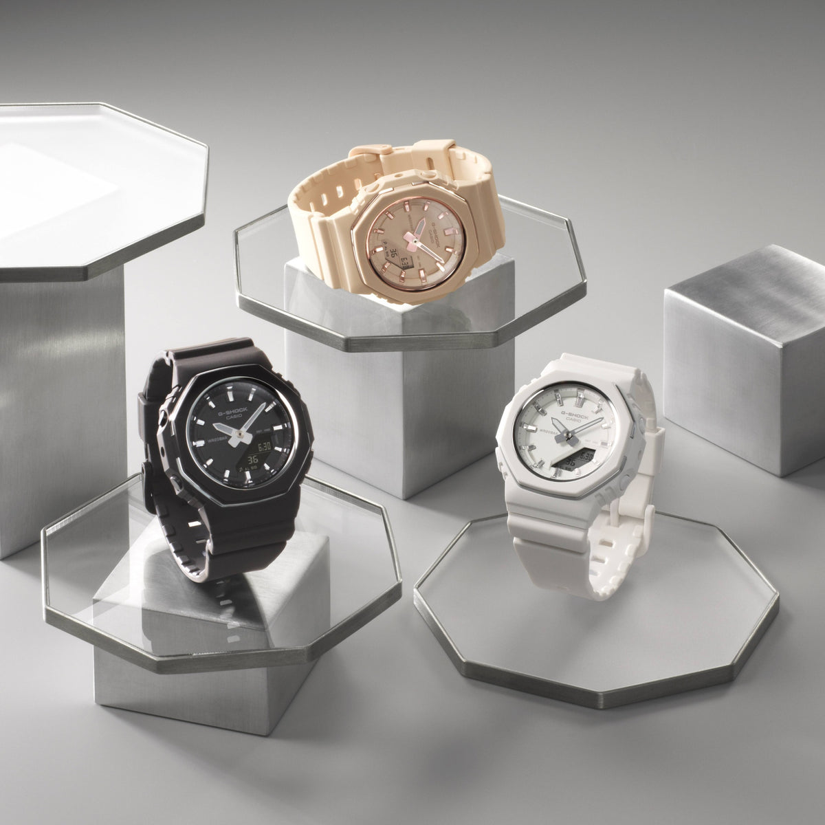 Montre Casio G-Shock GMA-P2110-4A Femme Beige Or Rose