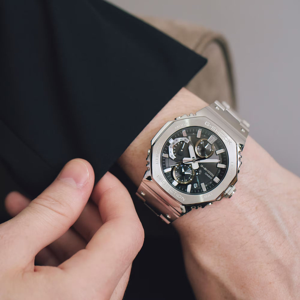 Casio G-Shock Uhr GMC-B2100D-1A Herrenuhr Silber