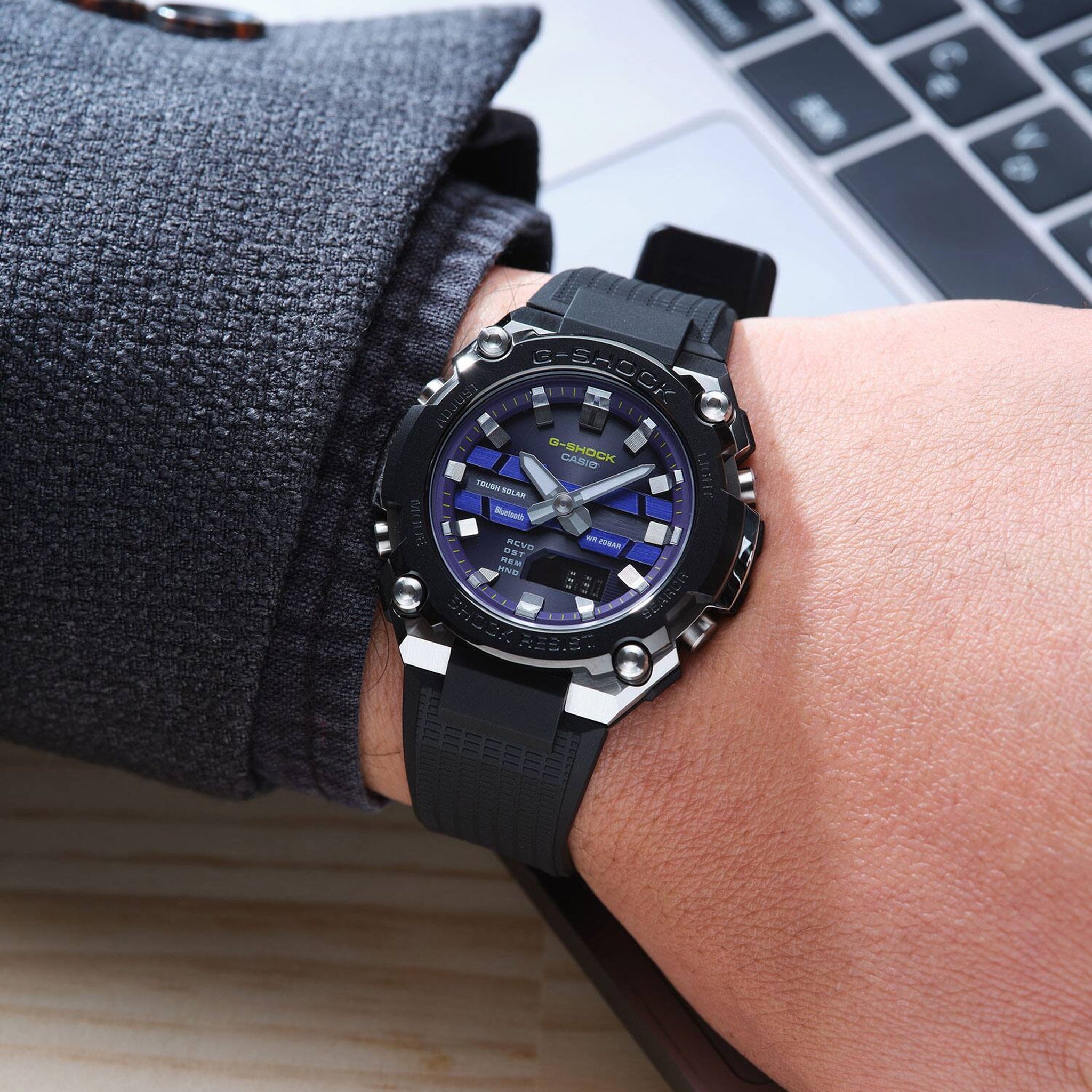 Montre Casio G-Shock GST-B600A-1A6 Homme Noir Violet