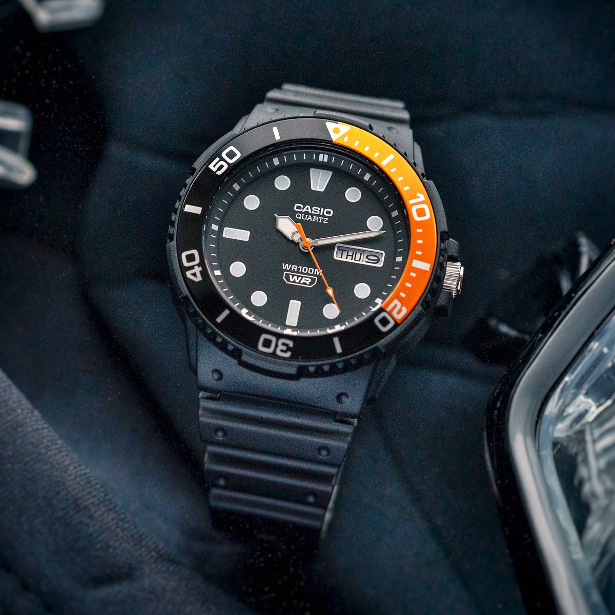 Casio MRW-230H-1E4V Men's Watch Black Orange