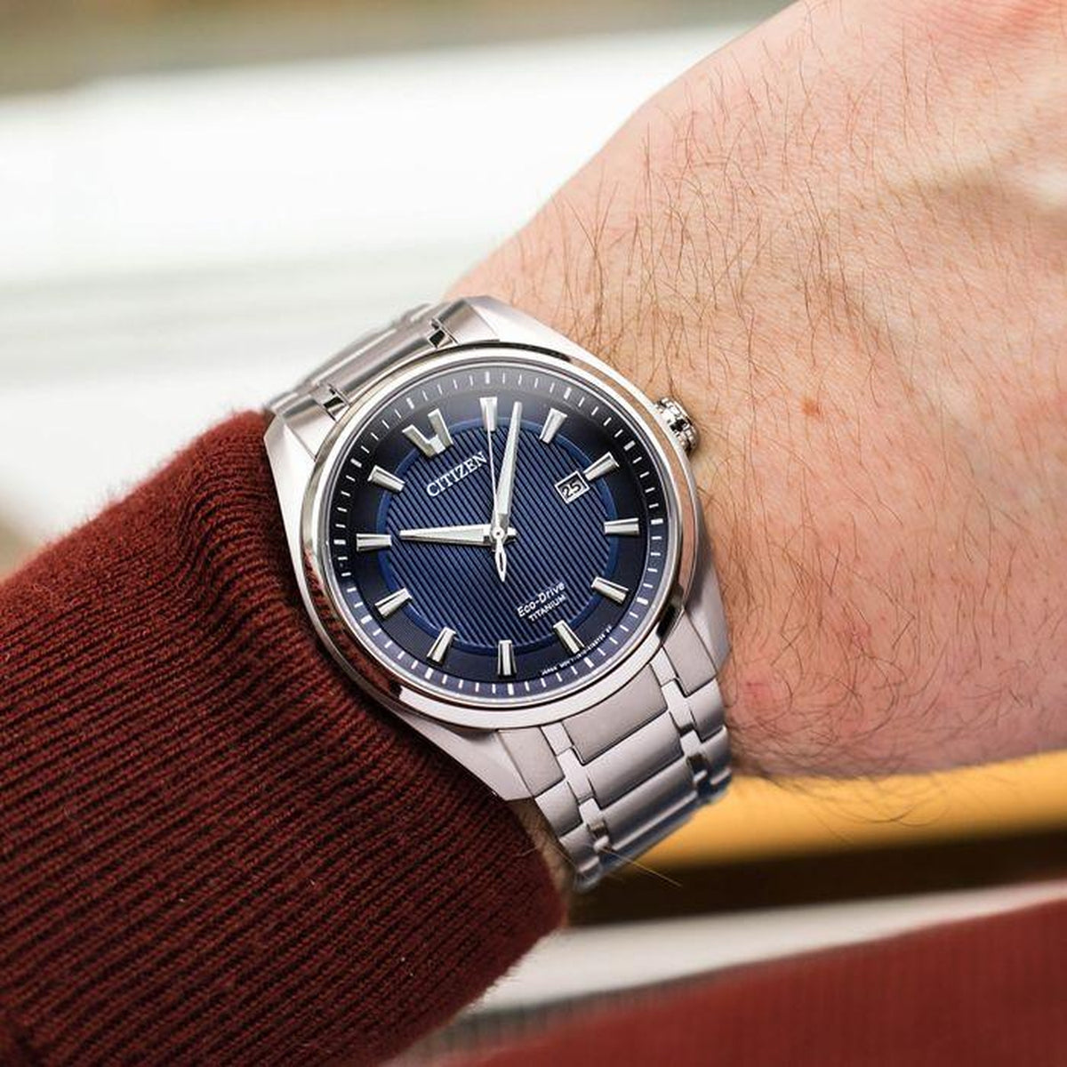 Montre Citizen AW1240-57L Eco-Drive 42mm Super Titanium Bleu Homme