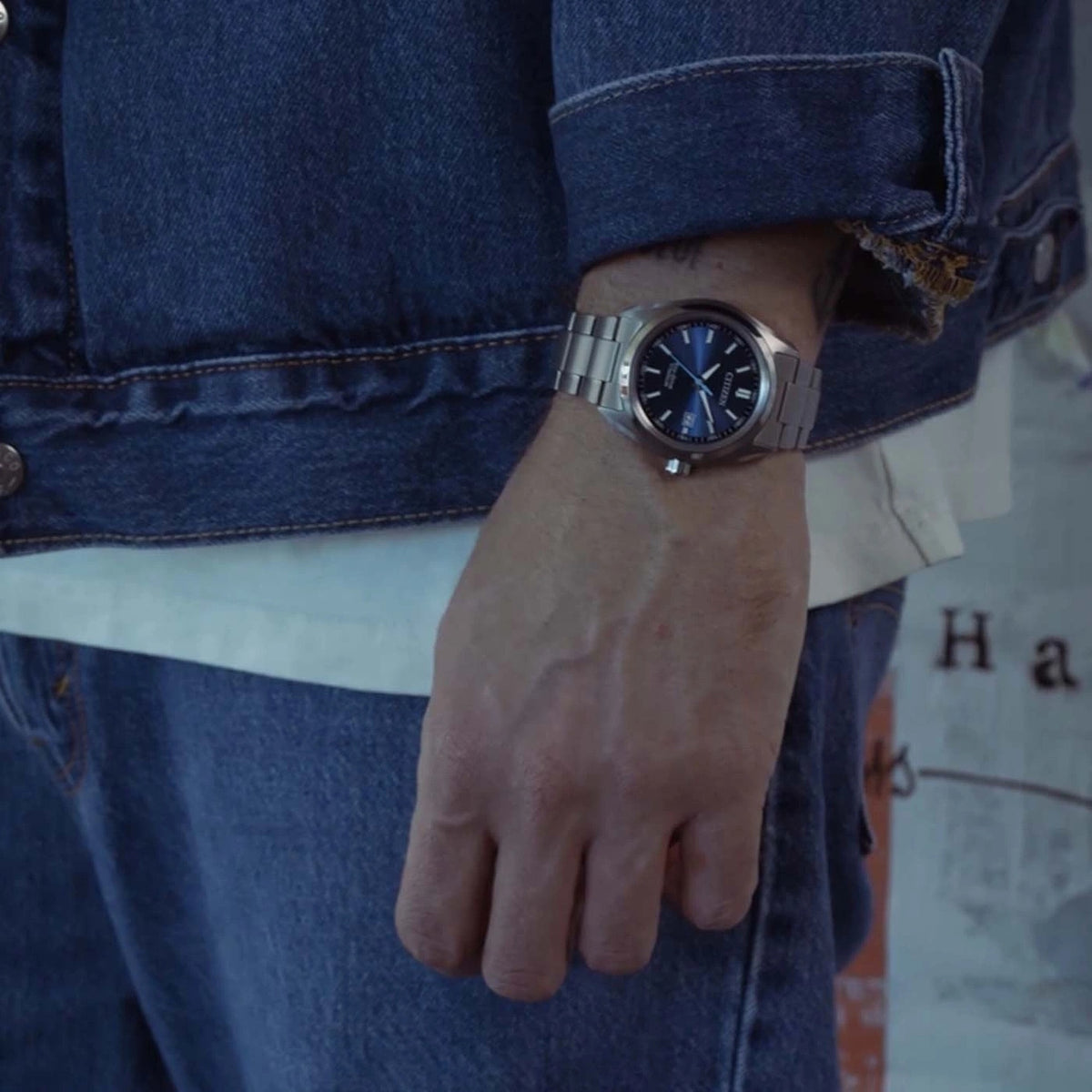 Montre Citizen AW1900-50L Eco-Drive 40mm Super Titanium Bleu Homme