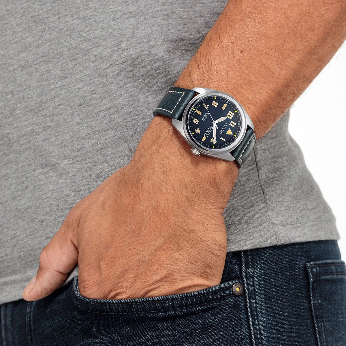 Montre Citizen BM8560-45LE Eco-Drive 42mm Super Titanium Cuir Bleu Homme