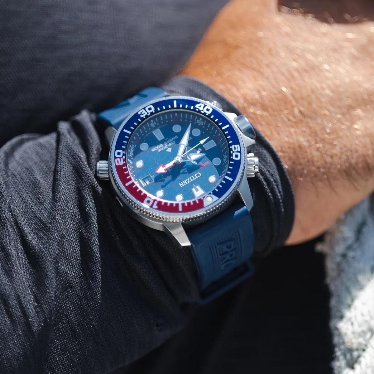 Montre Citizen BN2038-01L Aqualand Eco-Drive 46.5mm Bleu Homme