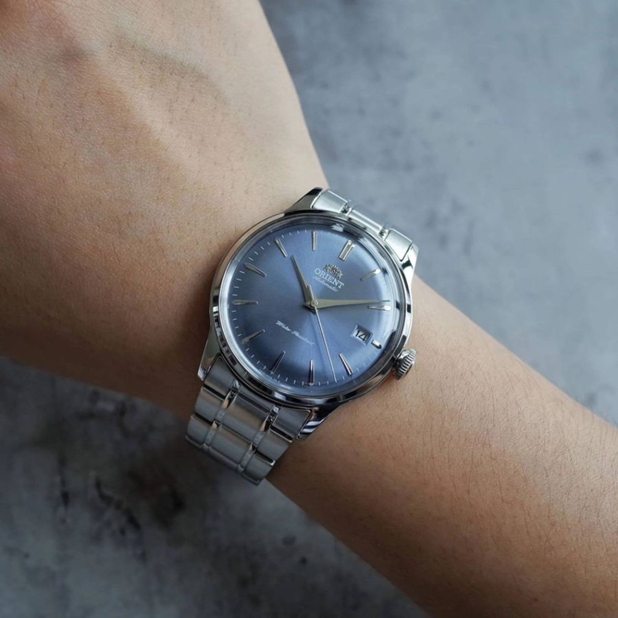 Montre Orient Bambino V7 RA-AC0M10L30B Automatique Bleu Acier