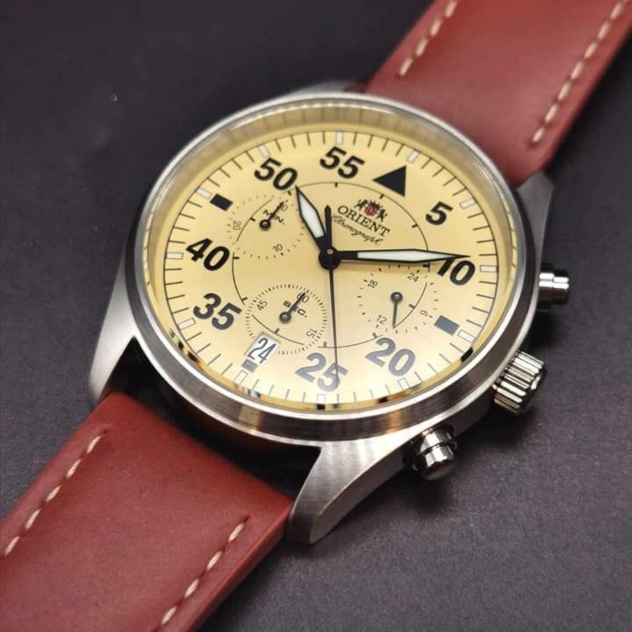 Orient Flight Chronograph Quarz RA-KV0503Y10B Uhr