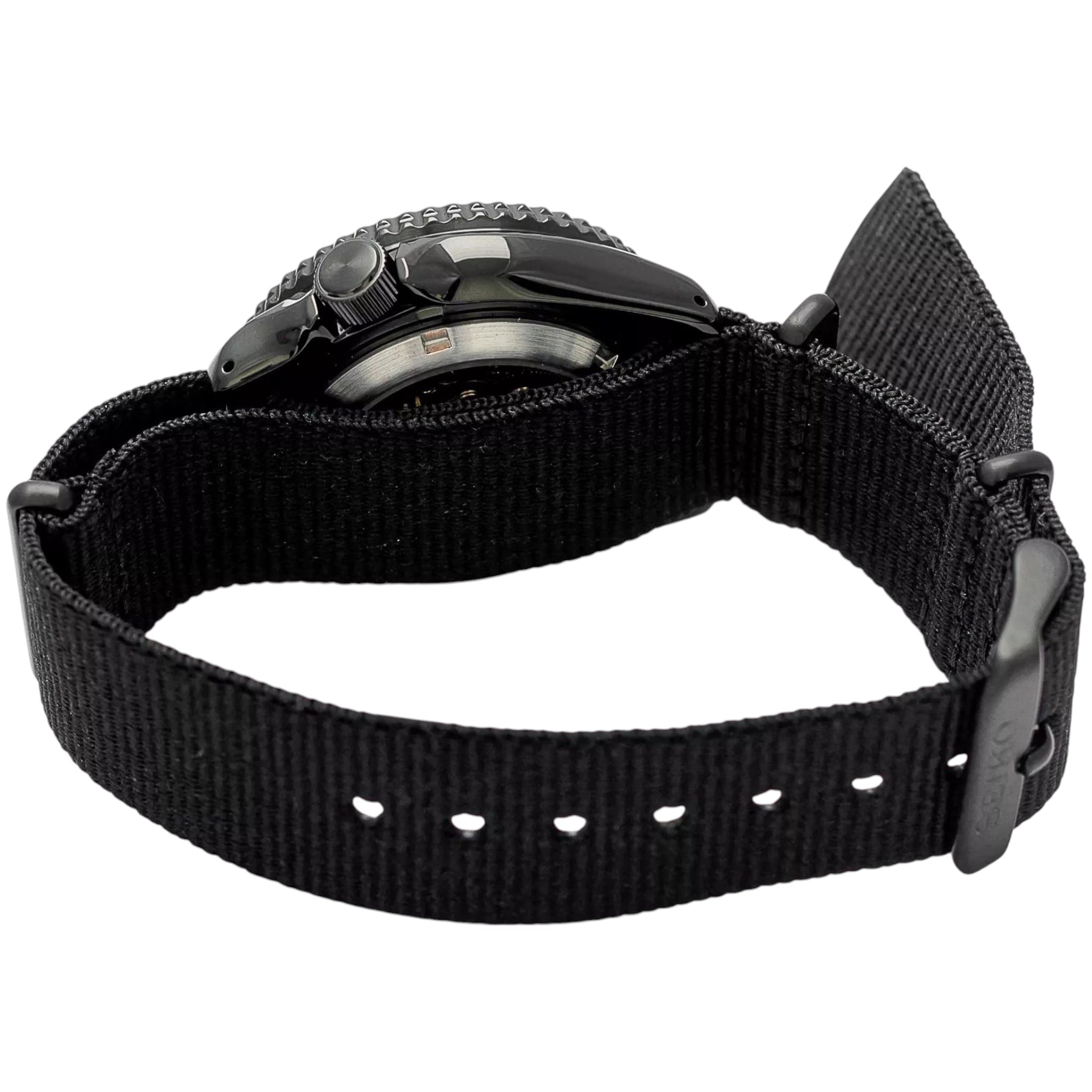 Montre Automatique Homme Seiko 5 Sports SRPJ37K1 Street Noir Camouflage Bracelet Nylon NATO