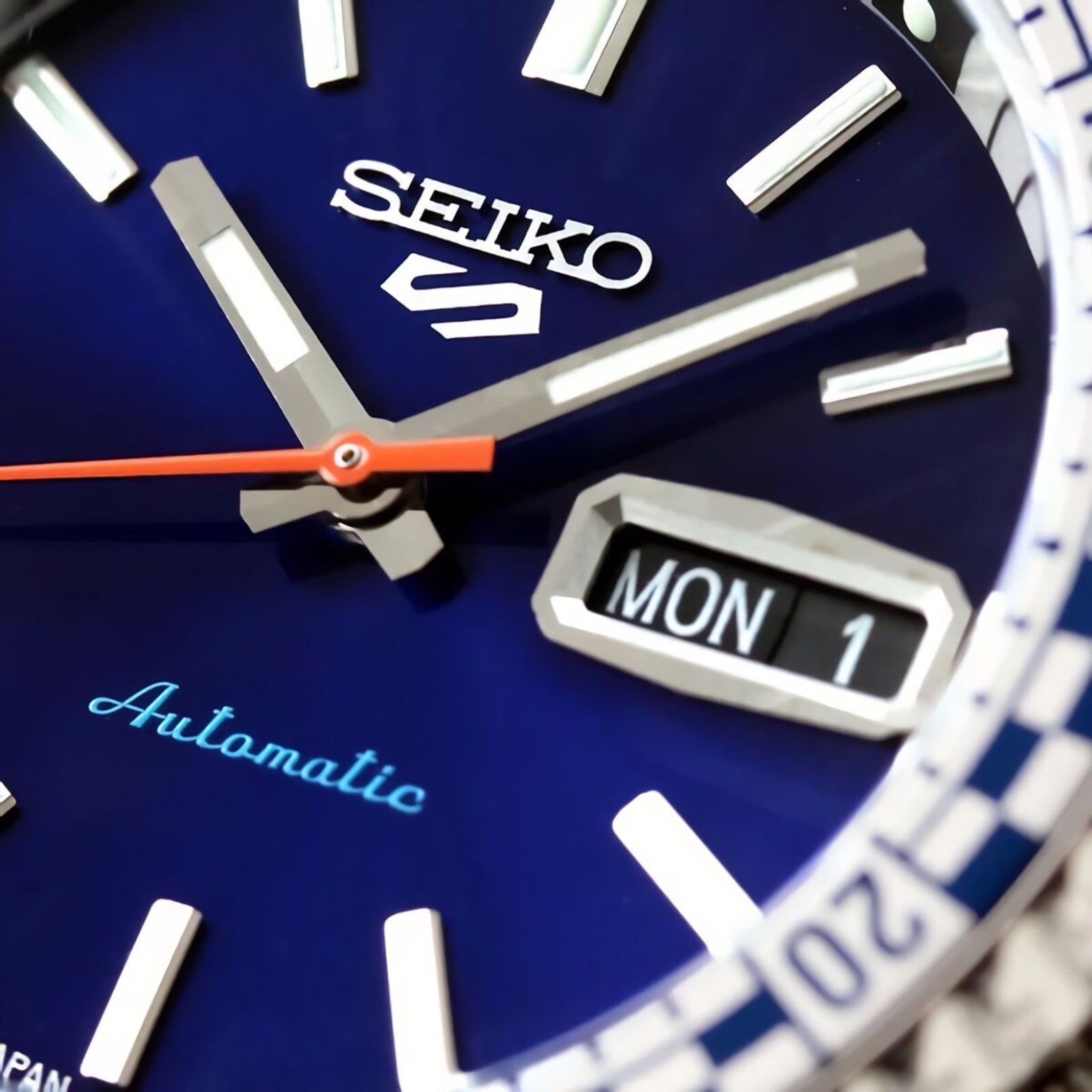 Montre Automatique Homme Seiko 5 Sports SRPK65K1 Édition Spéciale Checker Flag Bleu