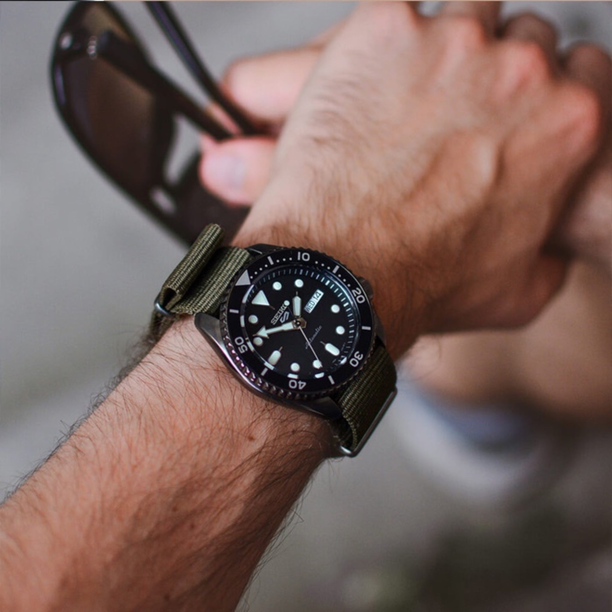 Montre Automatique Homme Seiko 5 Sports SRPD65K4 Noir Bracelet Nylon NATO Vert