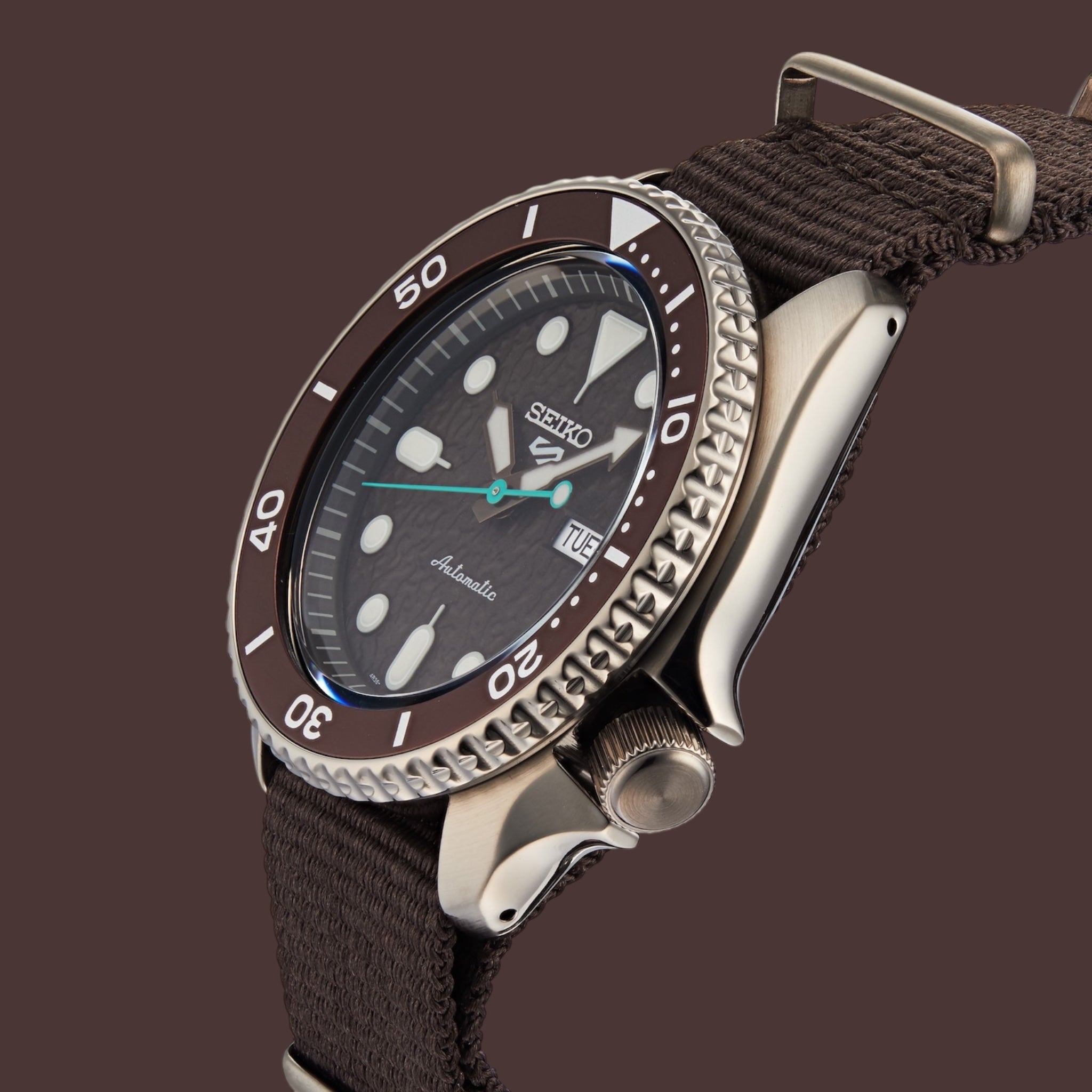 Montre Automatique Homme Seiko 5 Sports SRPD85K1 Sense Marron Bracelet NATO