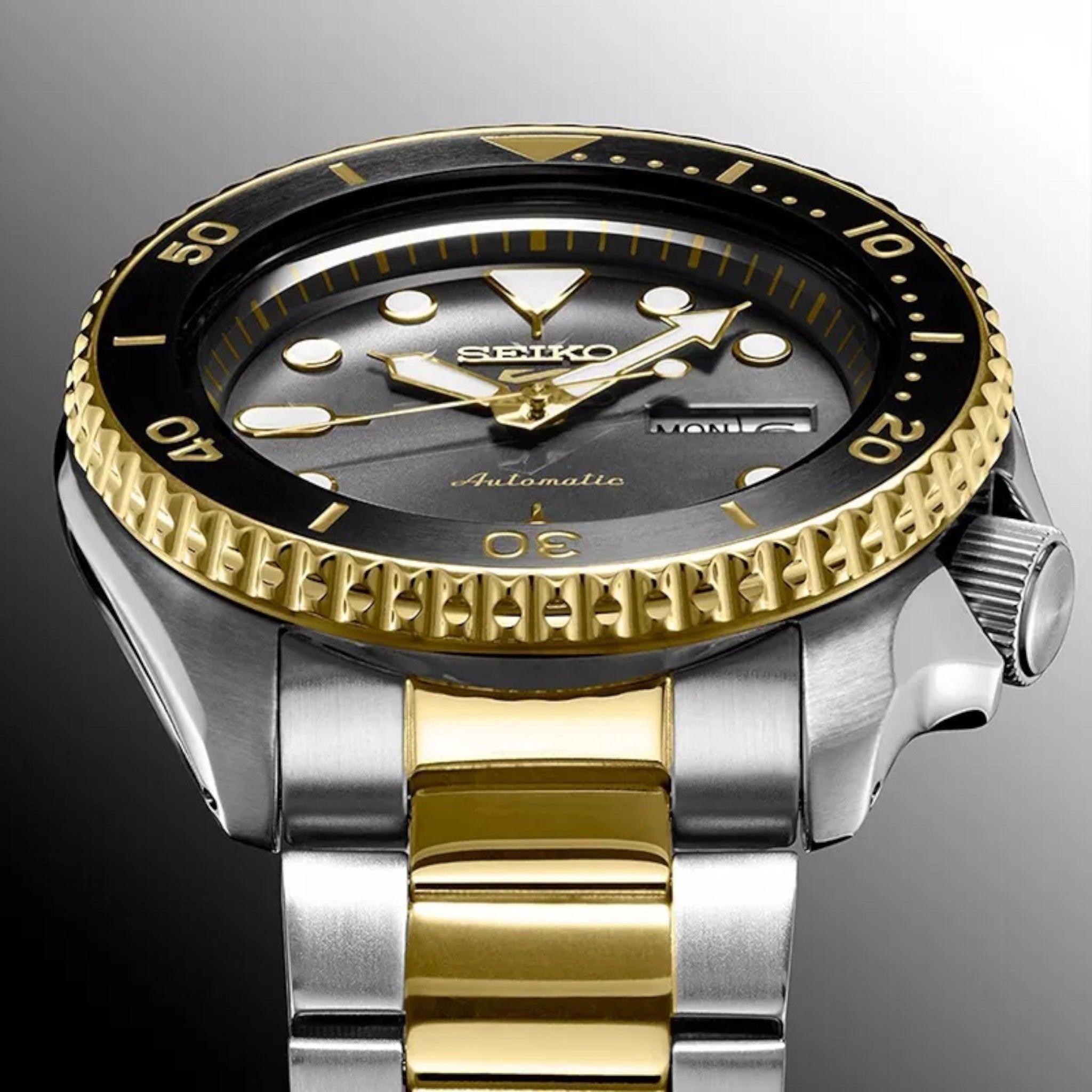 Montre Automatique Homme Seiko 5 Sports SRPK22 U.S. Special Creation Argenté Or Noir