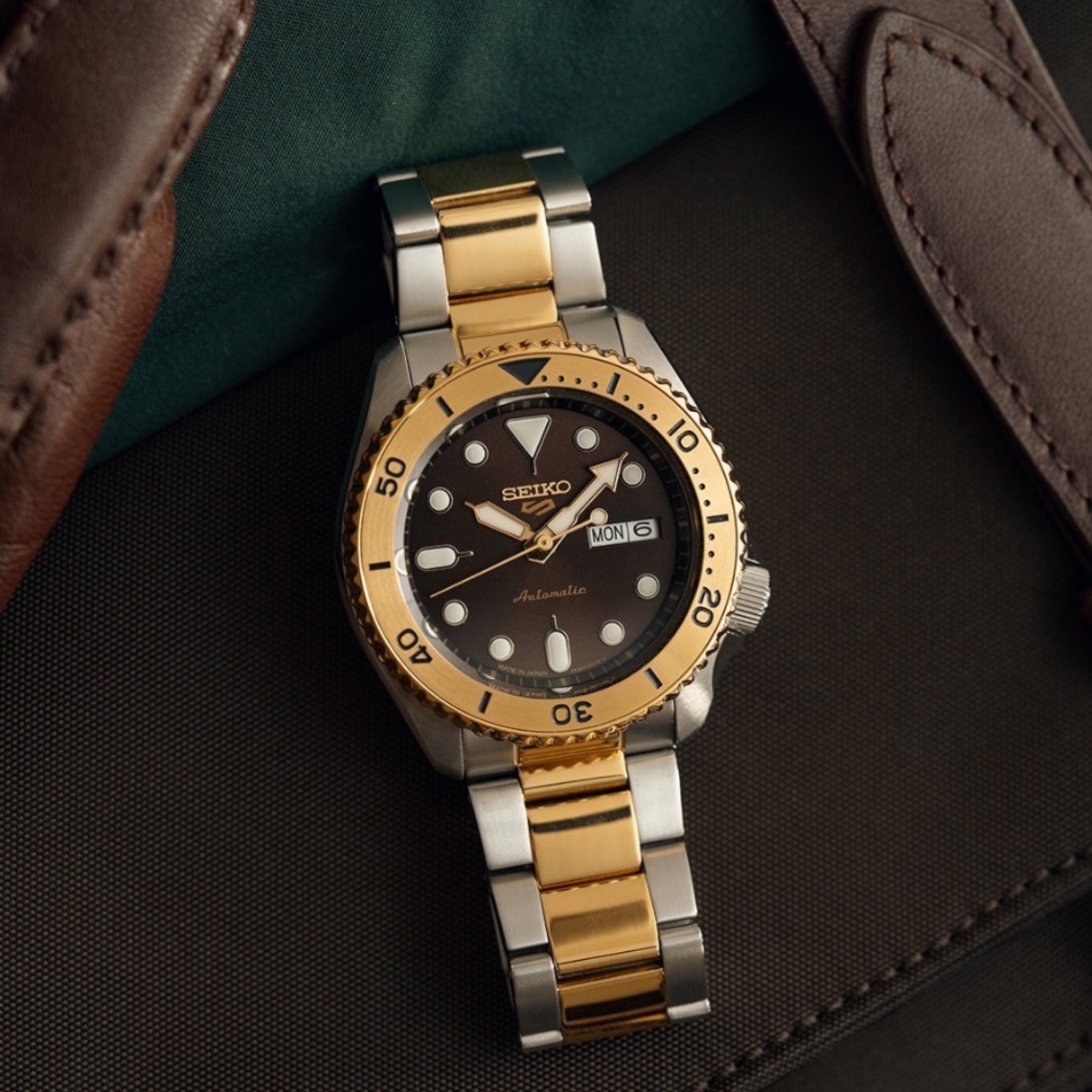 Montre Automatique Homme Seiko 5 Sports SRPK24 U.S. Special Creation Argenté Or Marron