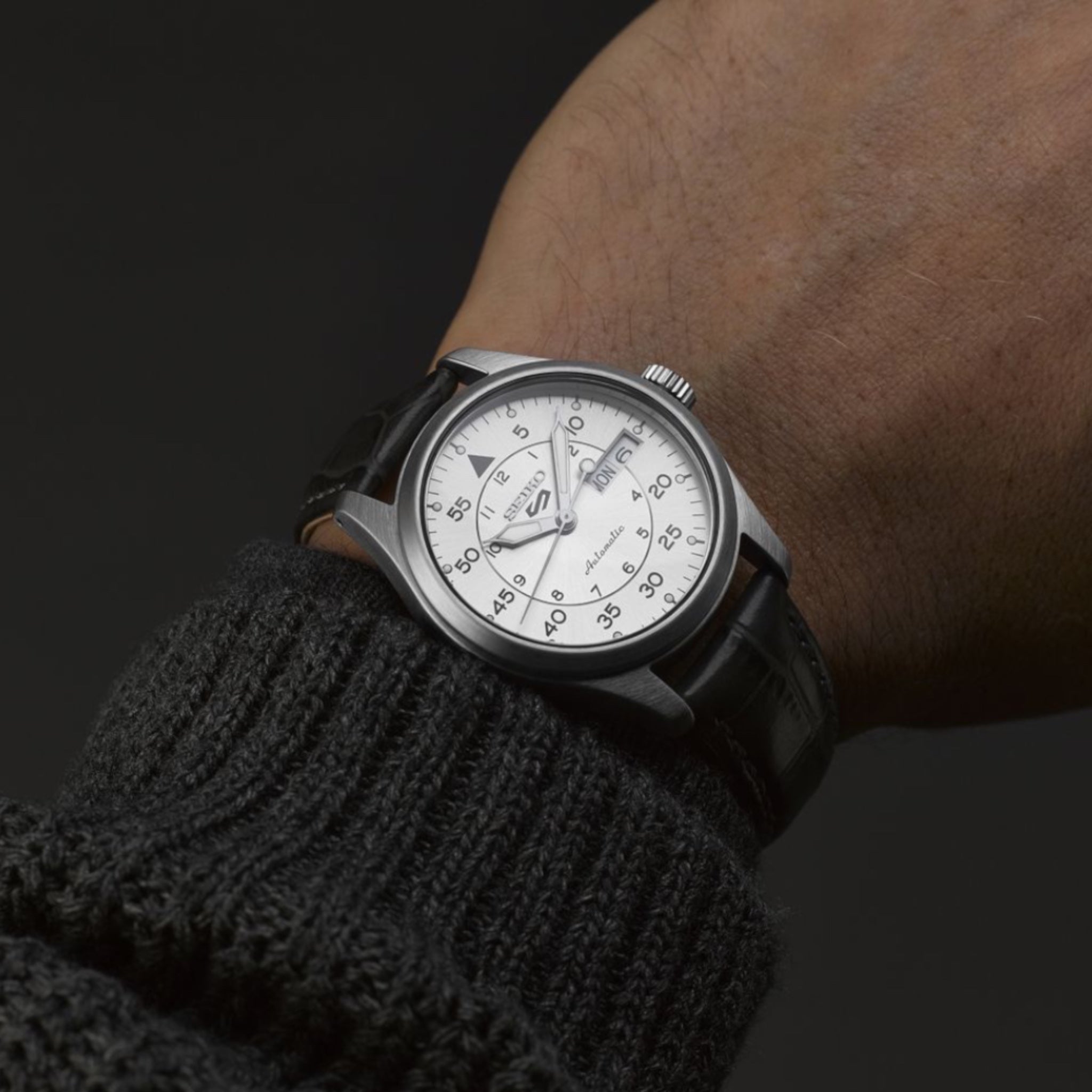 Montre Automatique Homme Seiko 5 Sports SRPJ87K1 Champagne Flieger Bracelet Cuir Noir