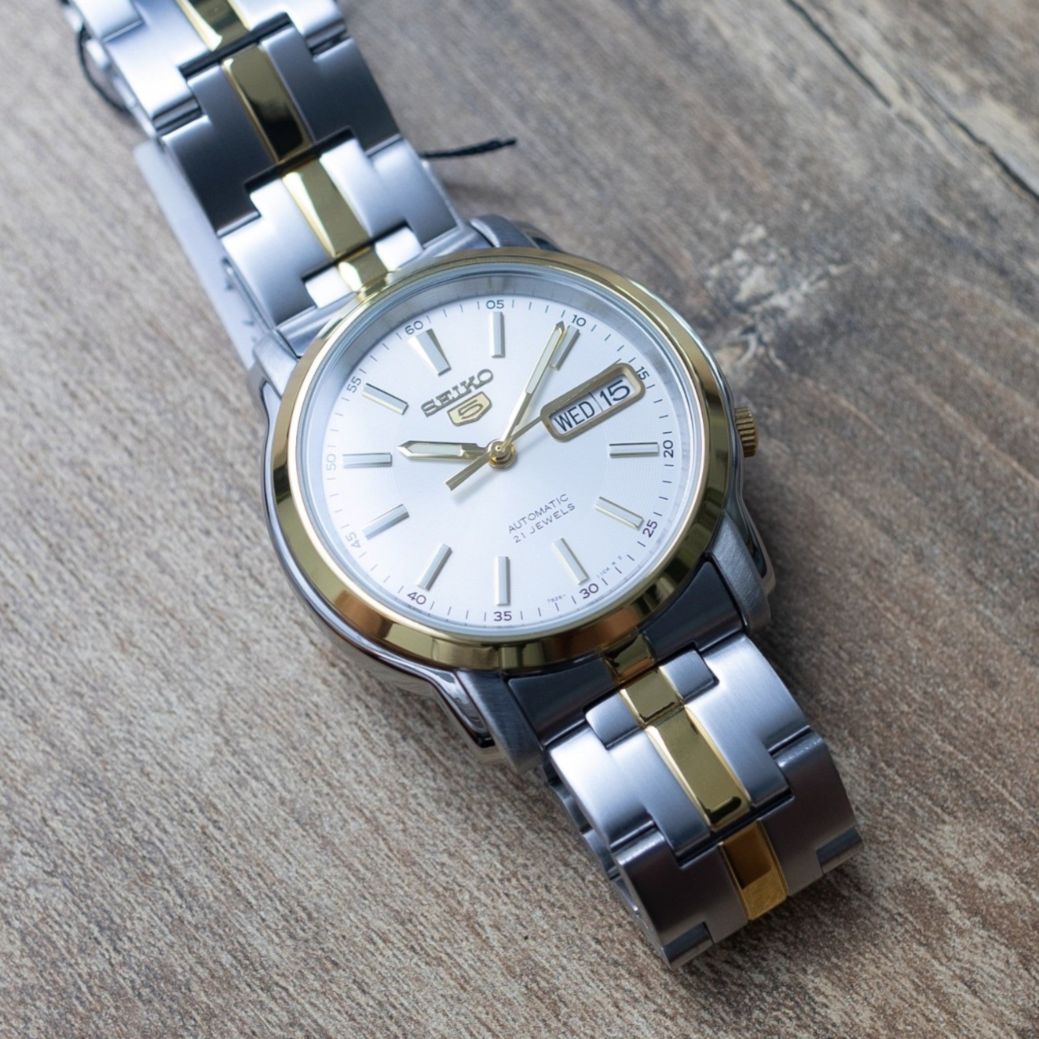 Seiko 5 SNKL84K1 Herren-Automatikuhr aus Weißgold