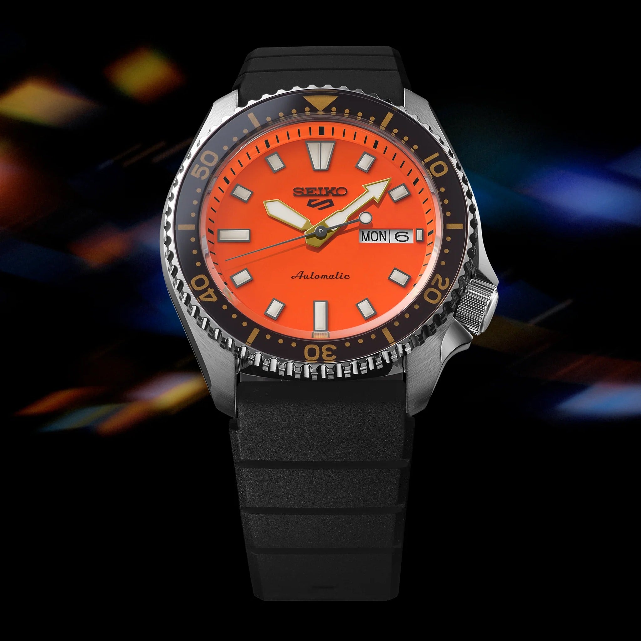 Seiko 5 Sports Herren-Automatikuhr SRPL89K1 mit orangefarbenem Silikonarmband