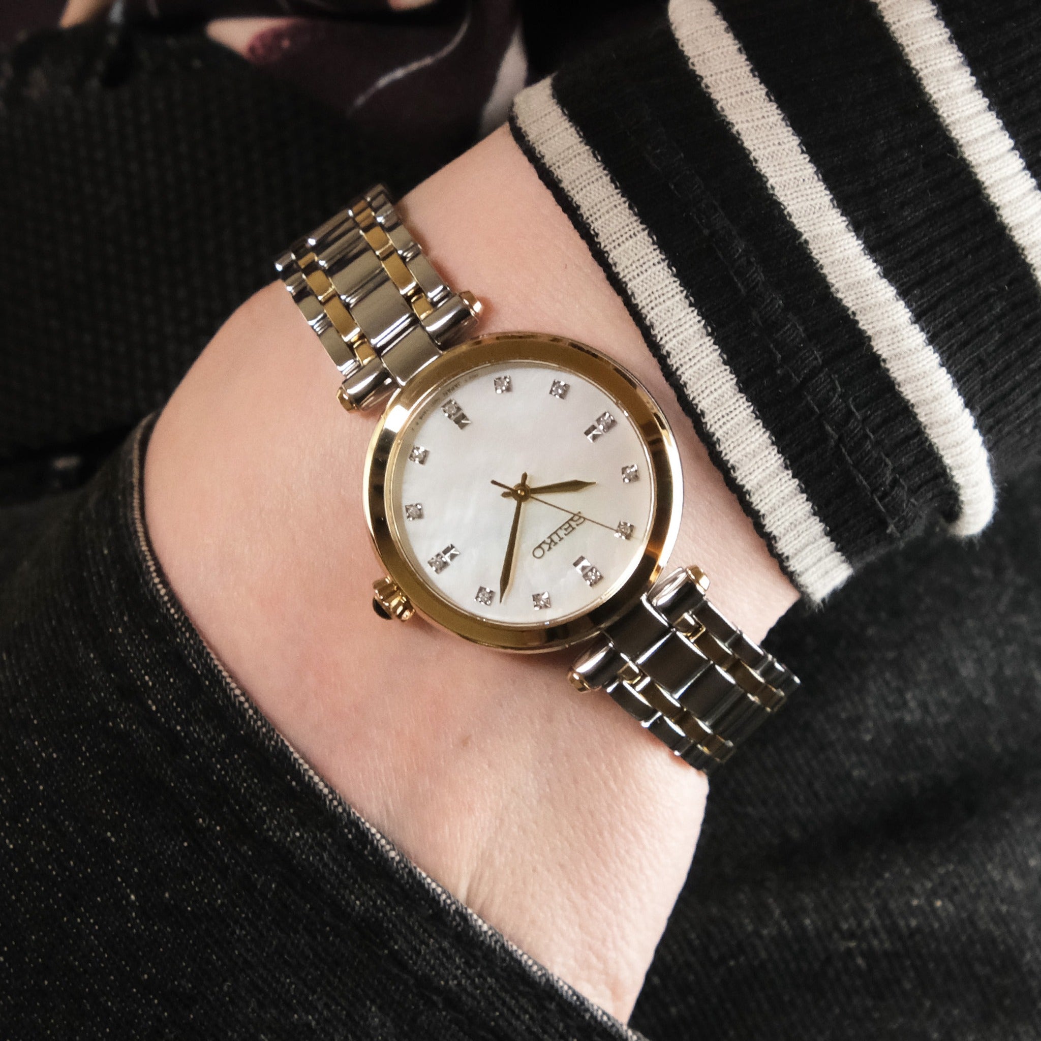 Seiko Women's Quartz Watch SRZ532P1 Silver Gold Mother of Pearl 12 Diamonds