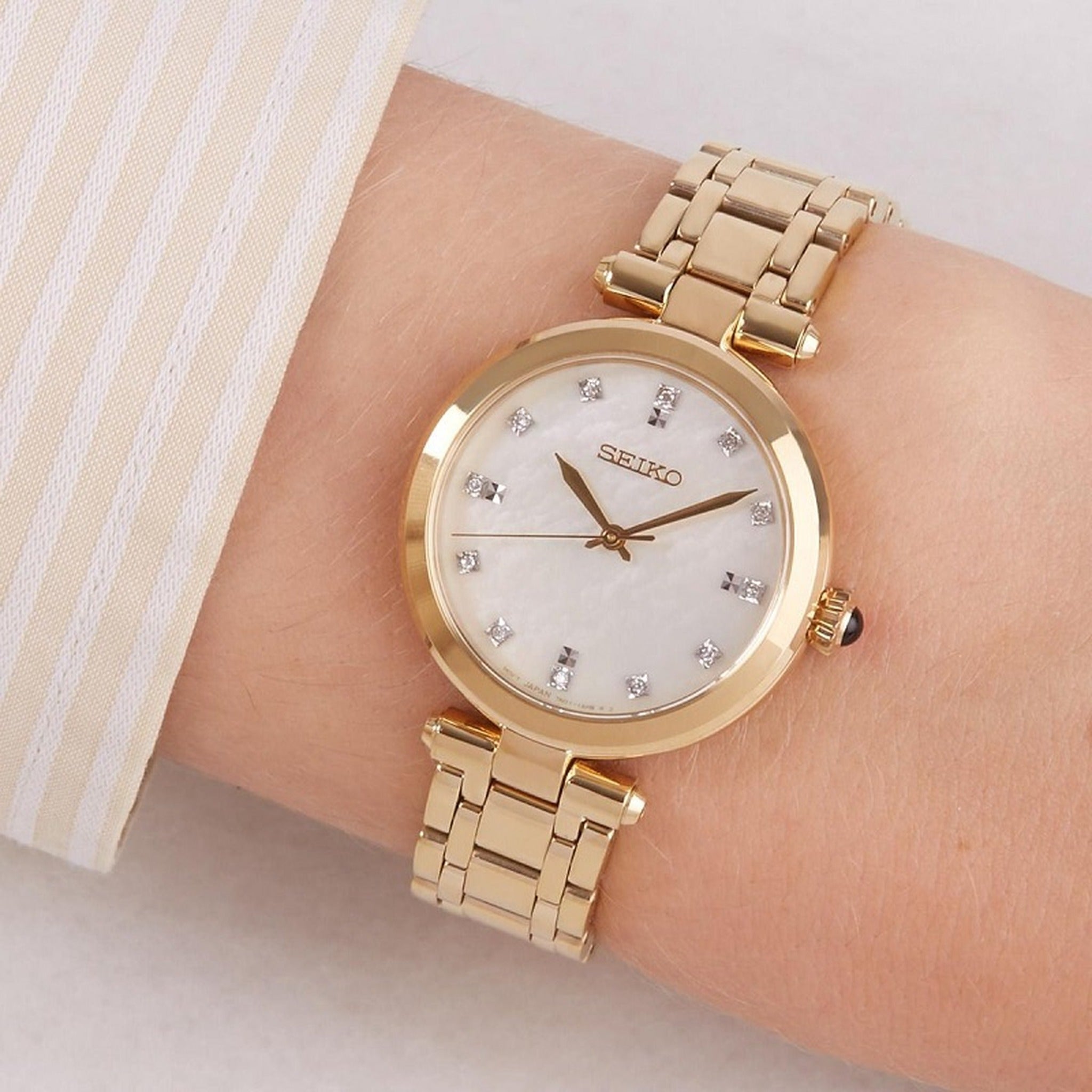 Seiko Women's Quartz Watch SRZ536P1 Gold Plated Mother of Pearl with 12 Diamonds