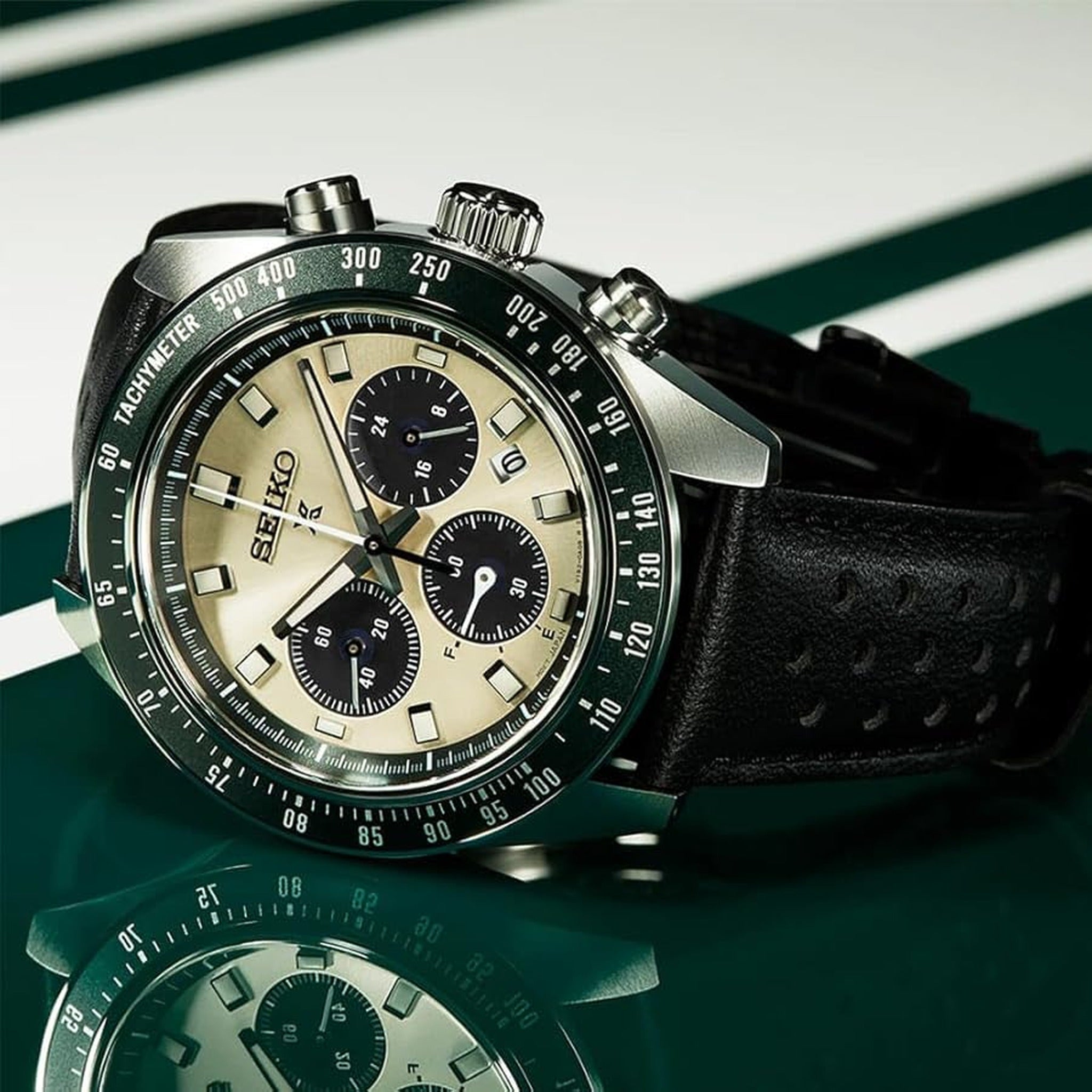 Montre Seiko Prospex Solar Homme SSC943P1 Speedtimer Chronograph Racing Sports Vert