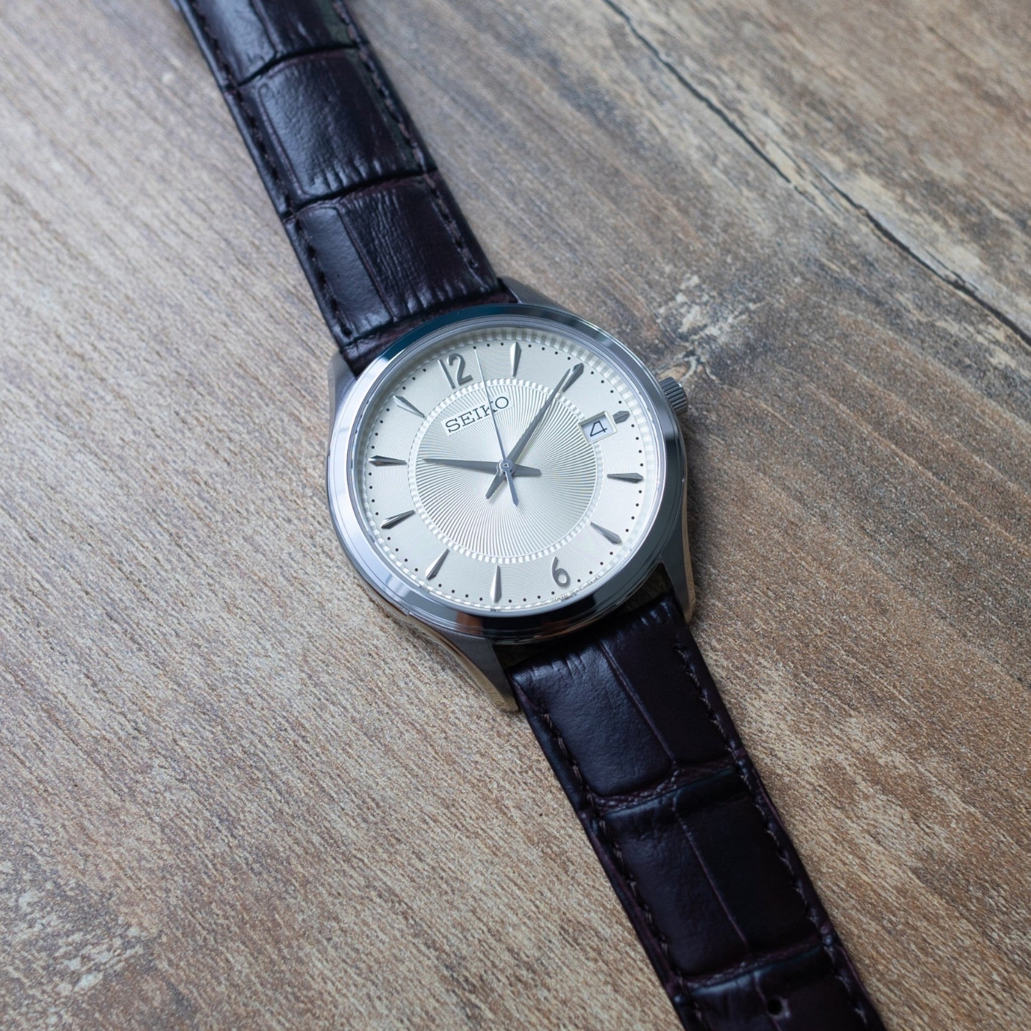 Seiko Conceptual Herrenuhr SUR421P1 Champagner Quarz