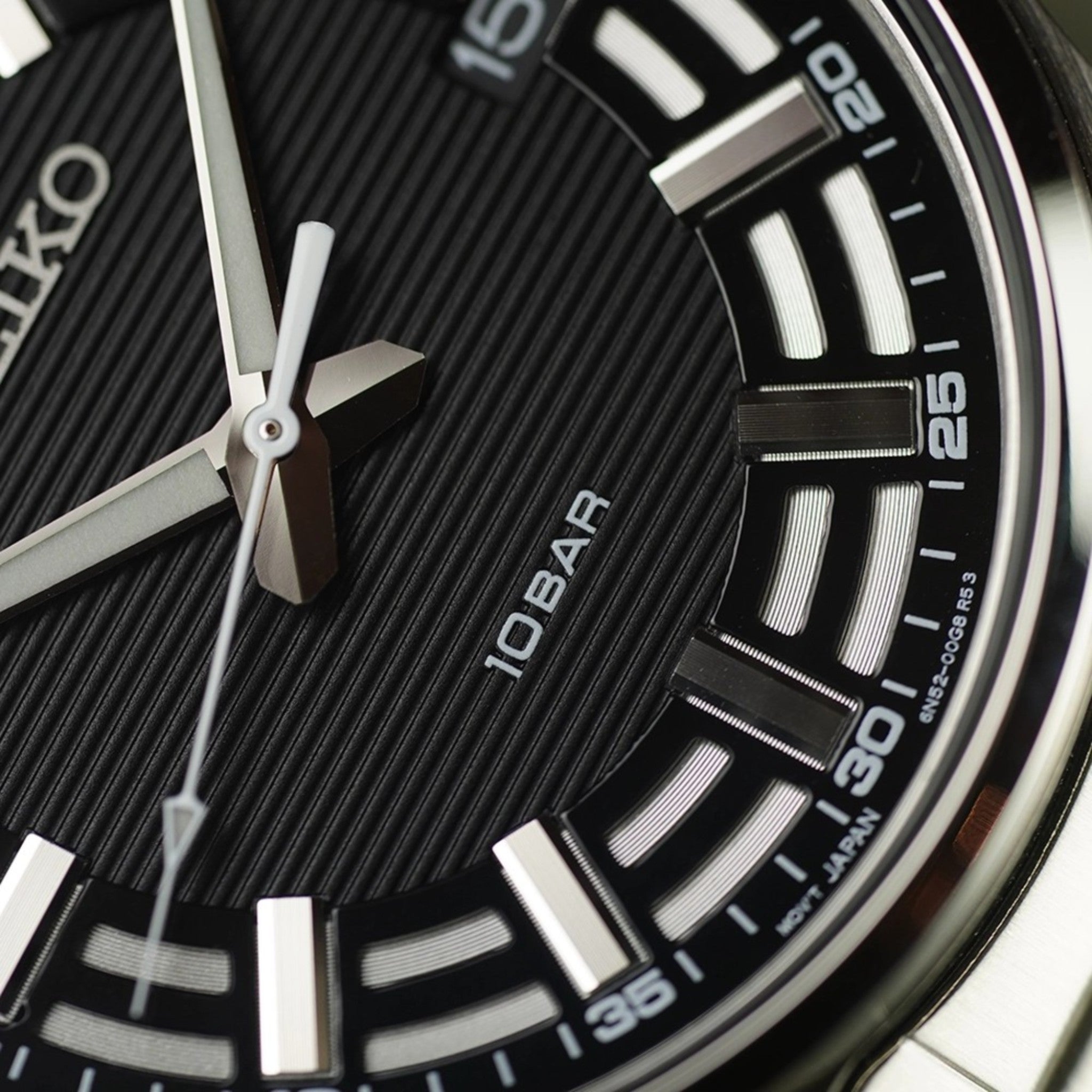 Montre Seiko Classic Homme SUR505P1 Noir Quartz
