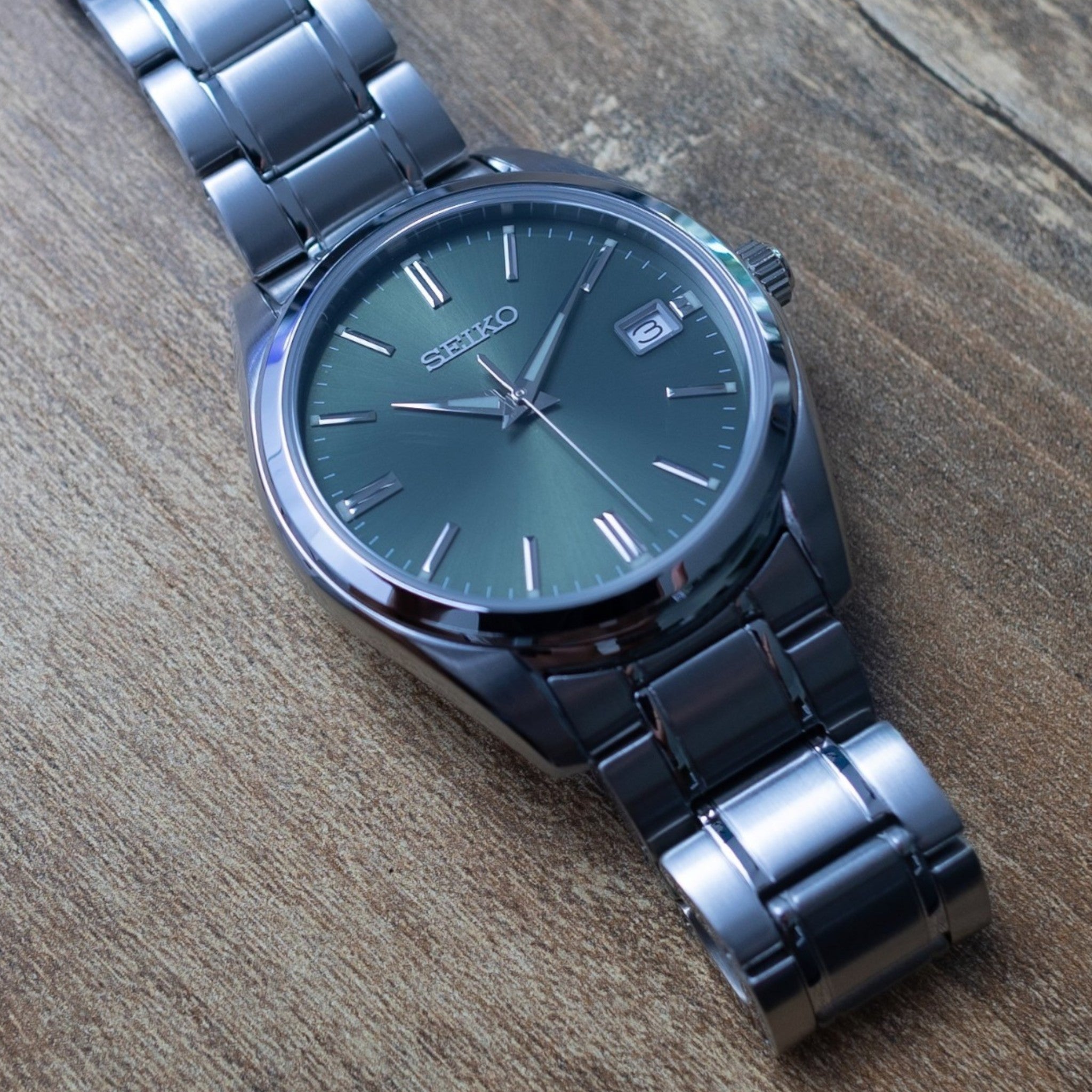 Montre Seiko Classic Homme SUR527P1 Vert Quartz