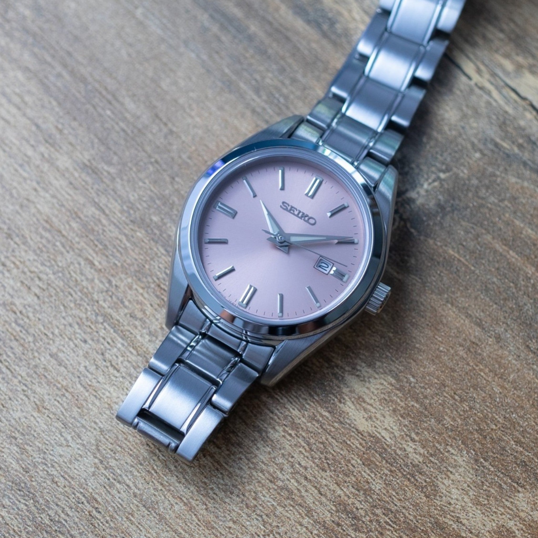 Montre Seiko Classic SUR529P1 Femme Quartz Rose