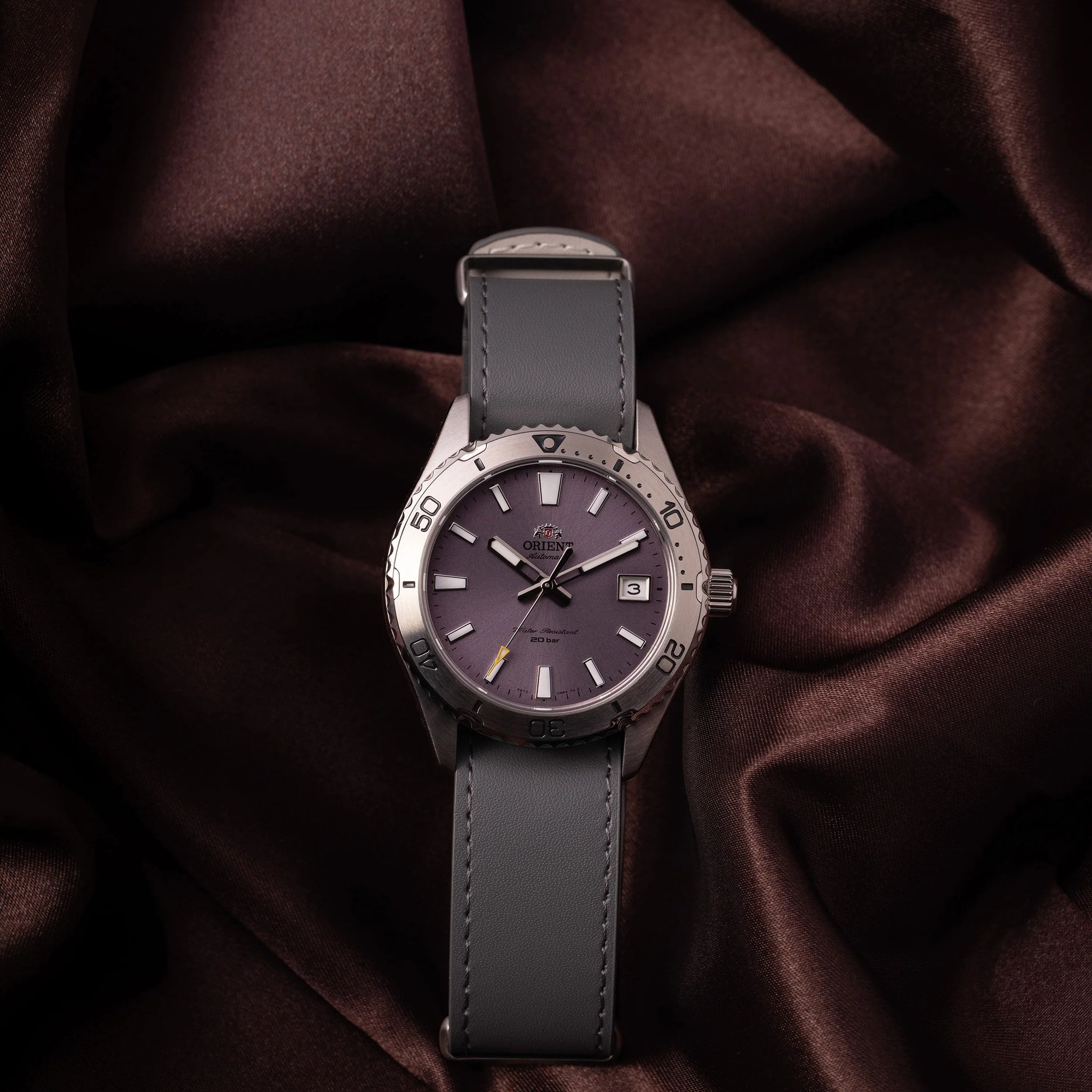 Montre Orient Mako 40 RA-AC0Q07V30B Violet Automatique