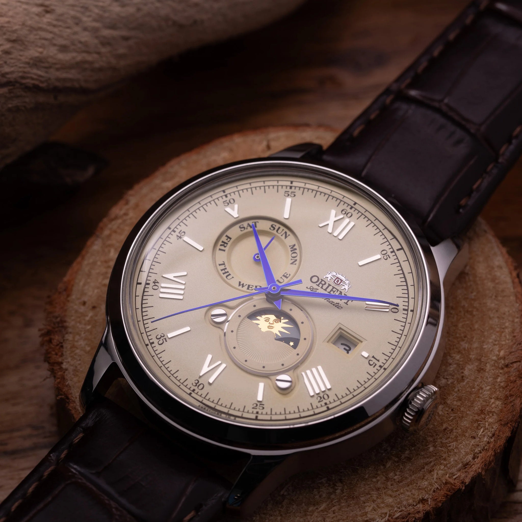 Montre Orient Bambino RA-AK0803Y30B Sun&Moon Beige Automatique