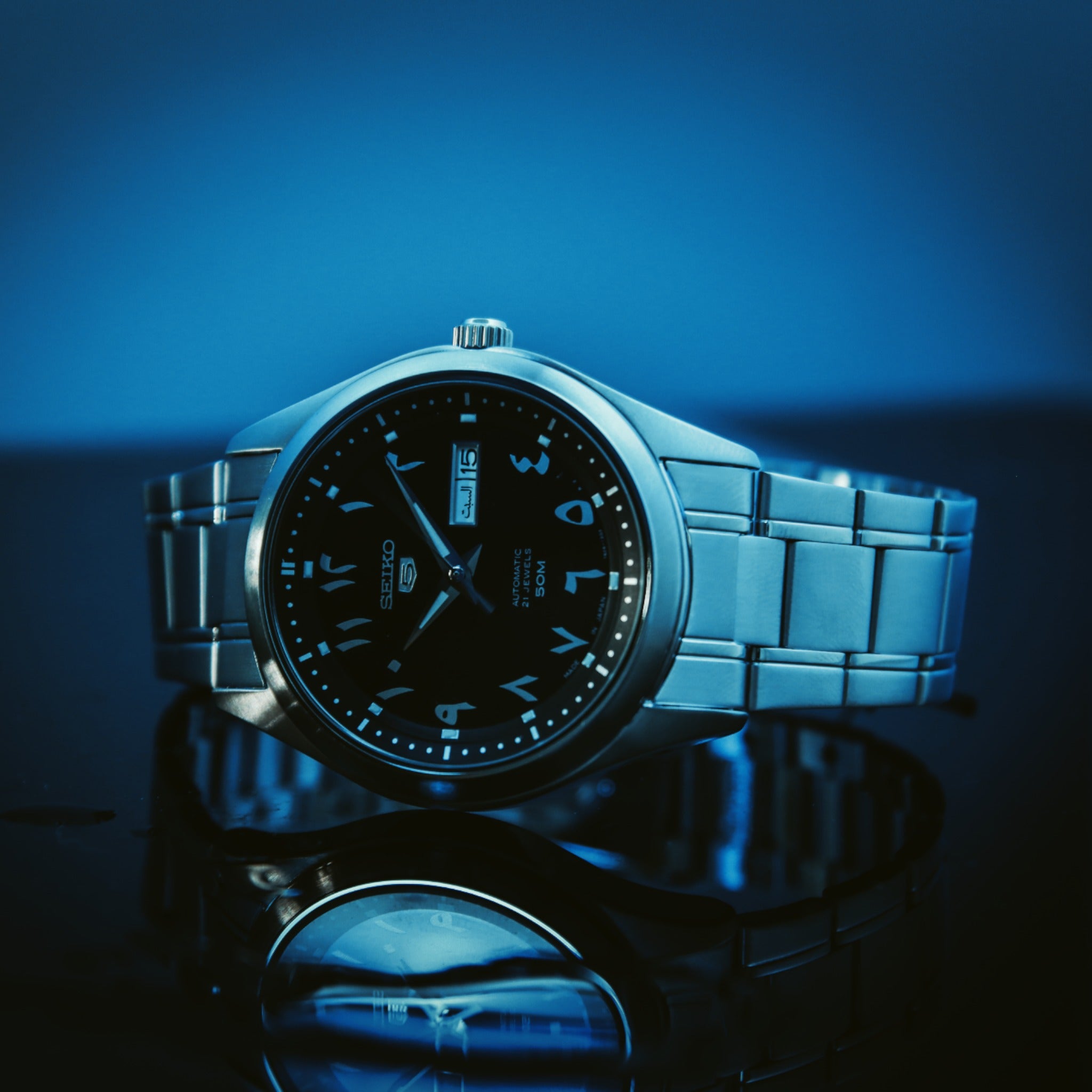Seiko 5 SNKP21J1 42 mm Automatikuhr mit arabischem Zifferblatt