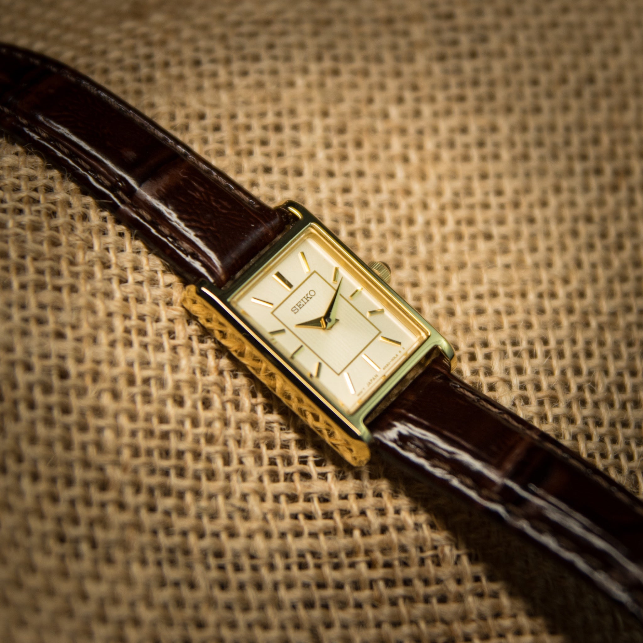 Montre Seiko Essentials Femme SWR066 Champagne